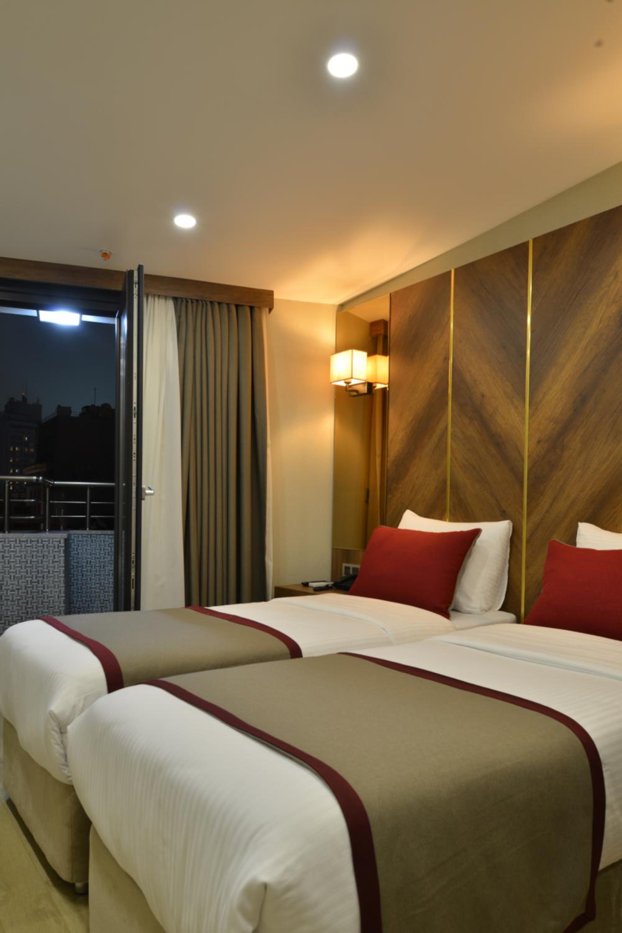 Twin Room with Terrace photo 3