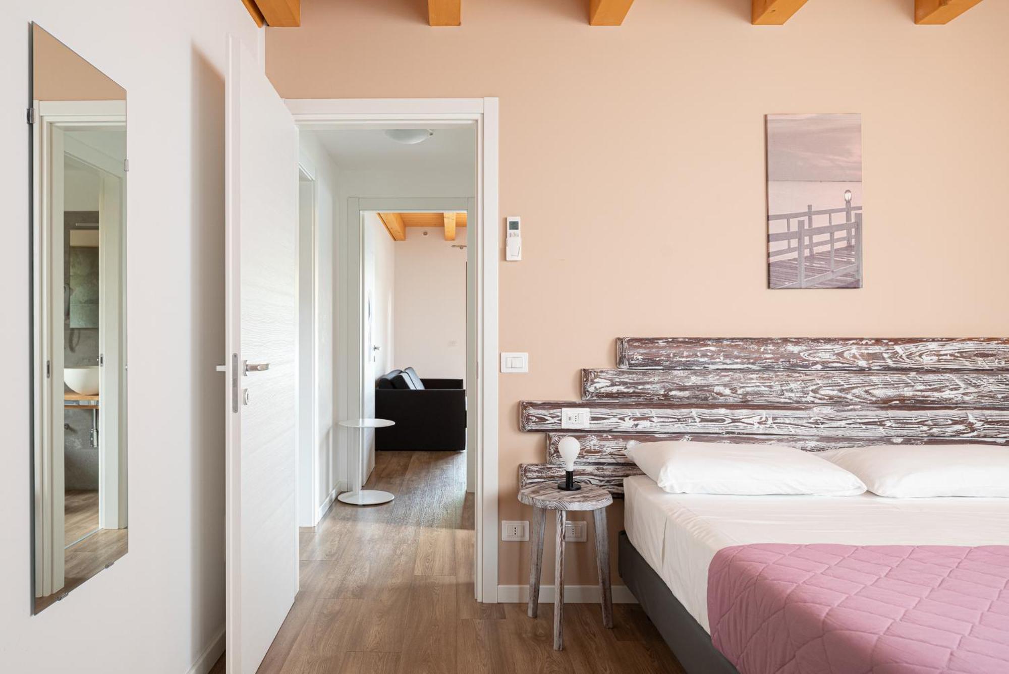 Apartment - Photo 8