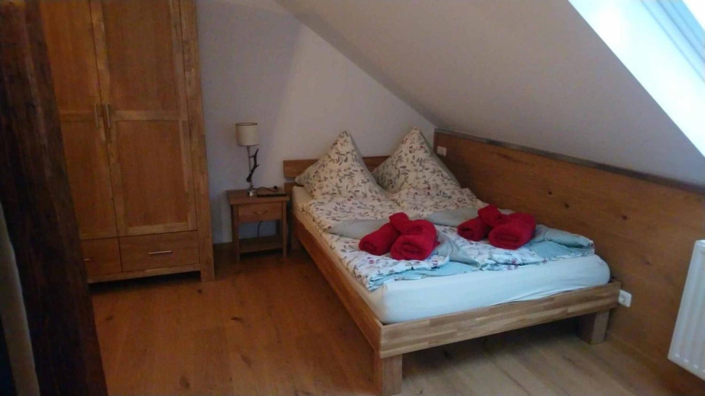 One-Bedroom Apartment - Photo 1