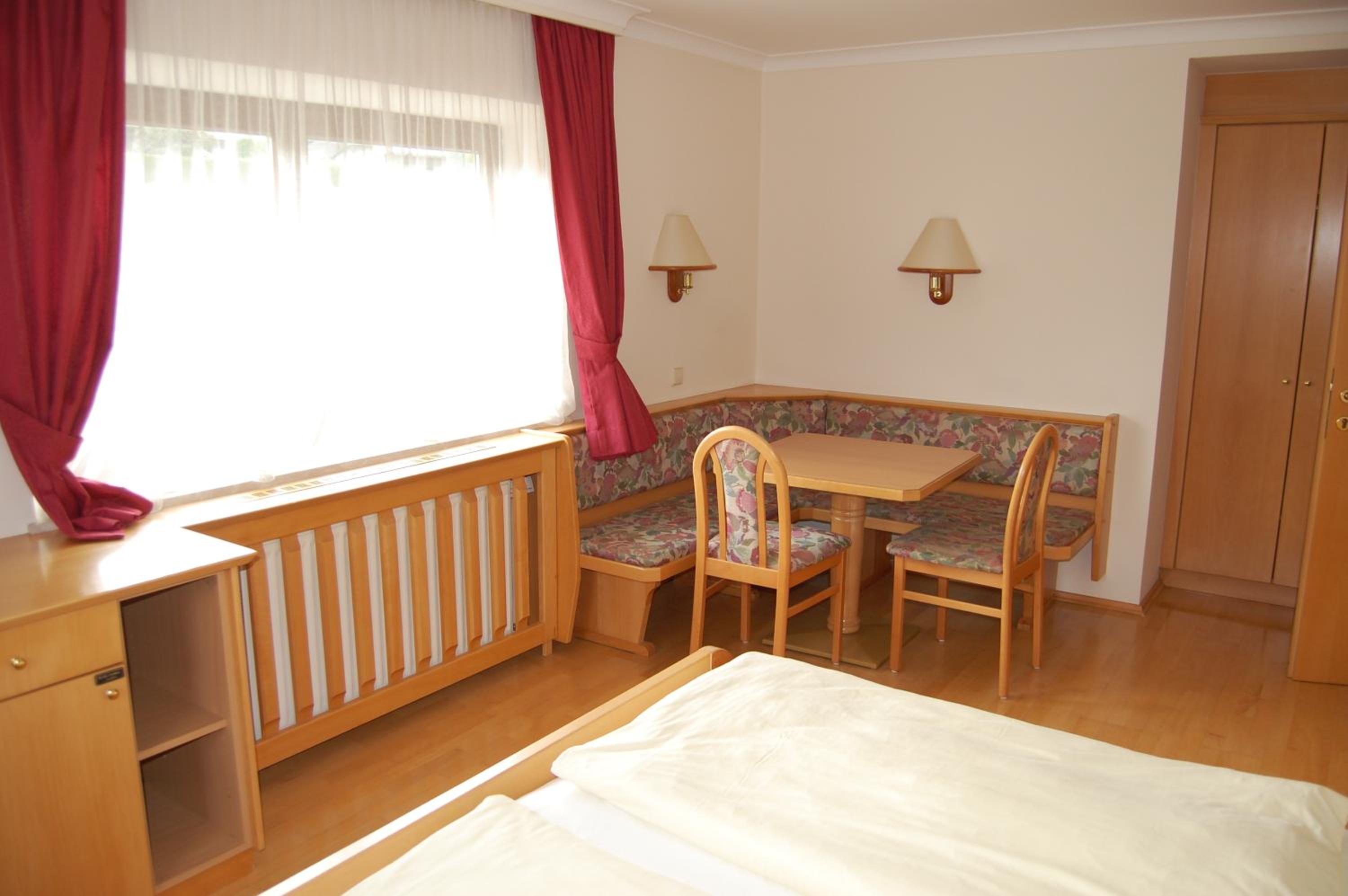 Family Room - Photo 1