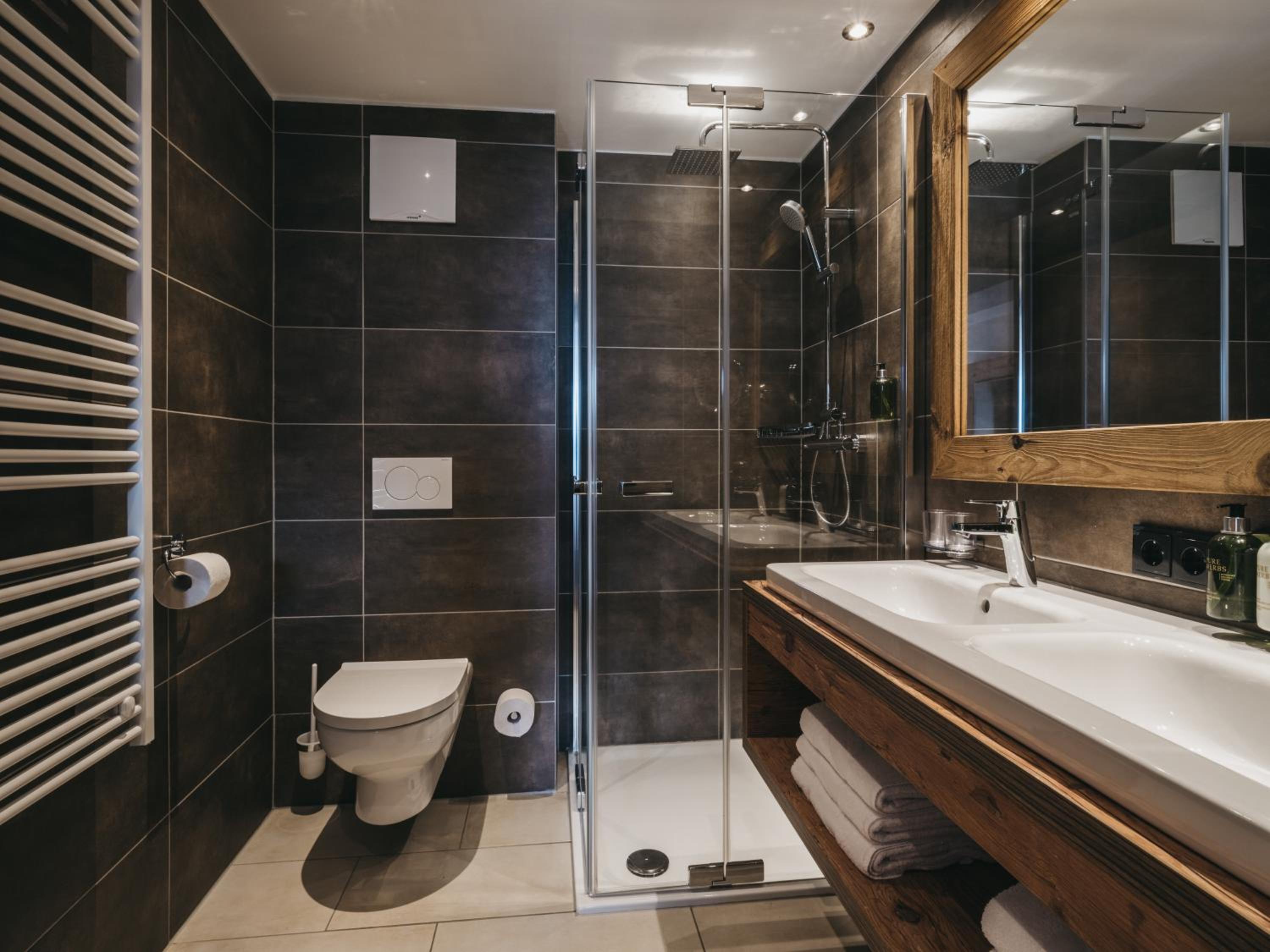 Six Room apartment superior photo 3