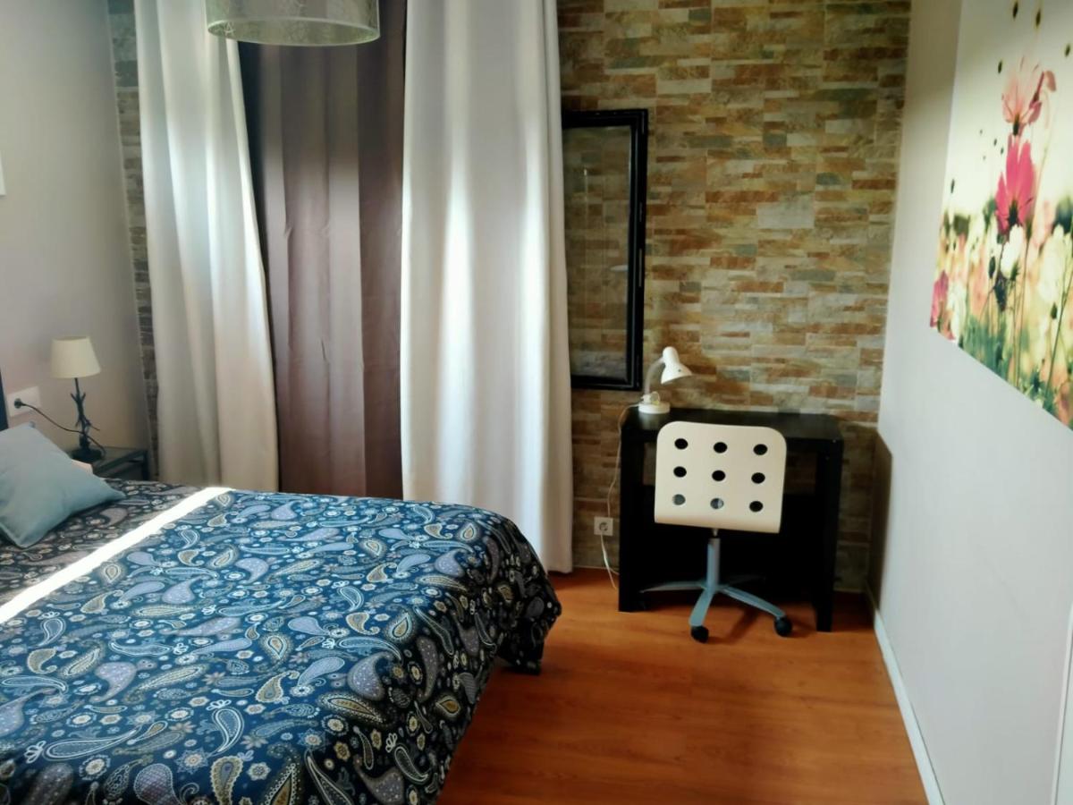 Standard Double Room with Shared Bathroom