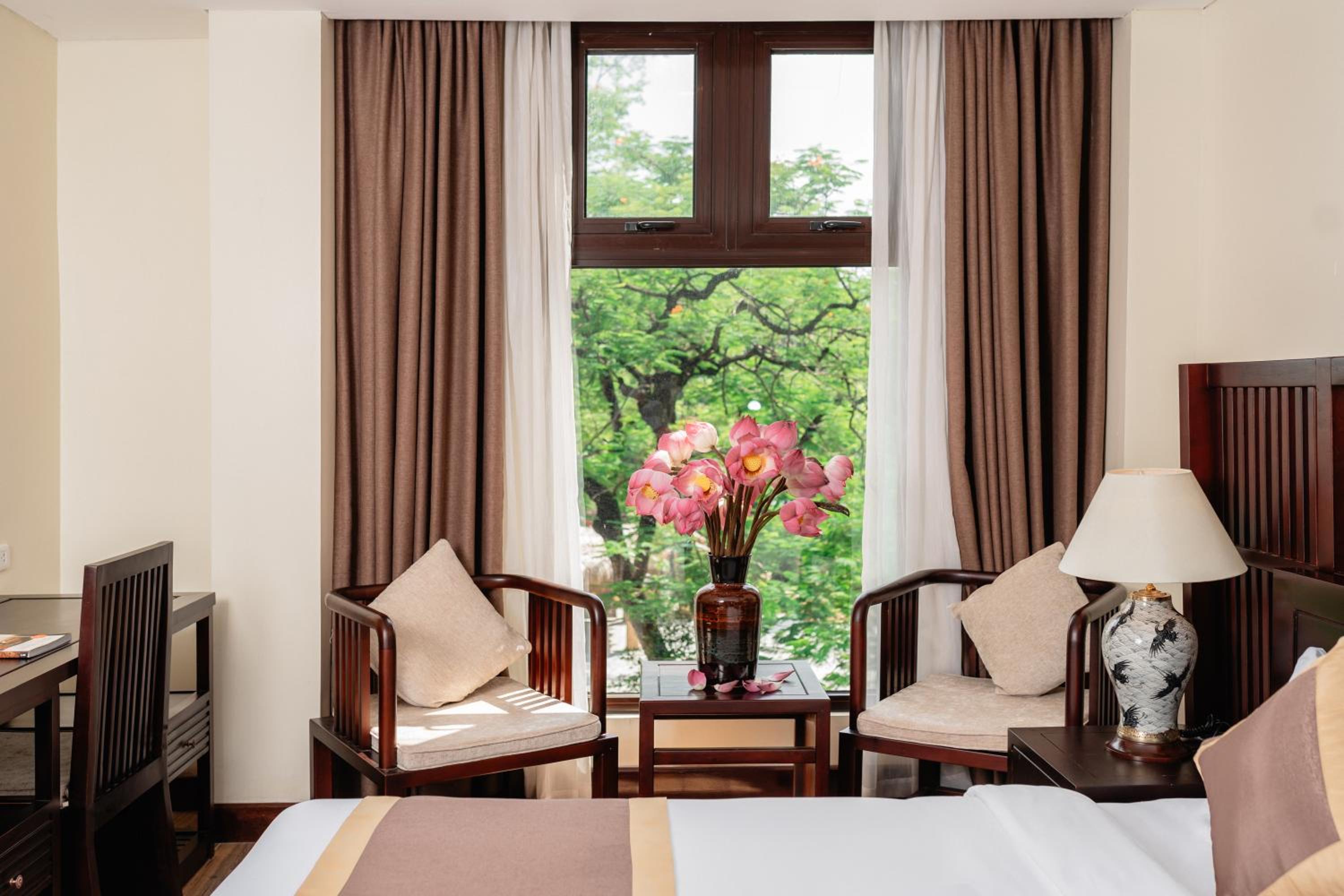 Deluxe Twin Room - Photo 3