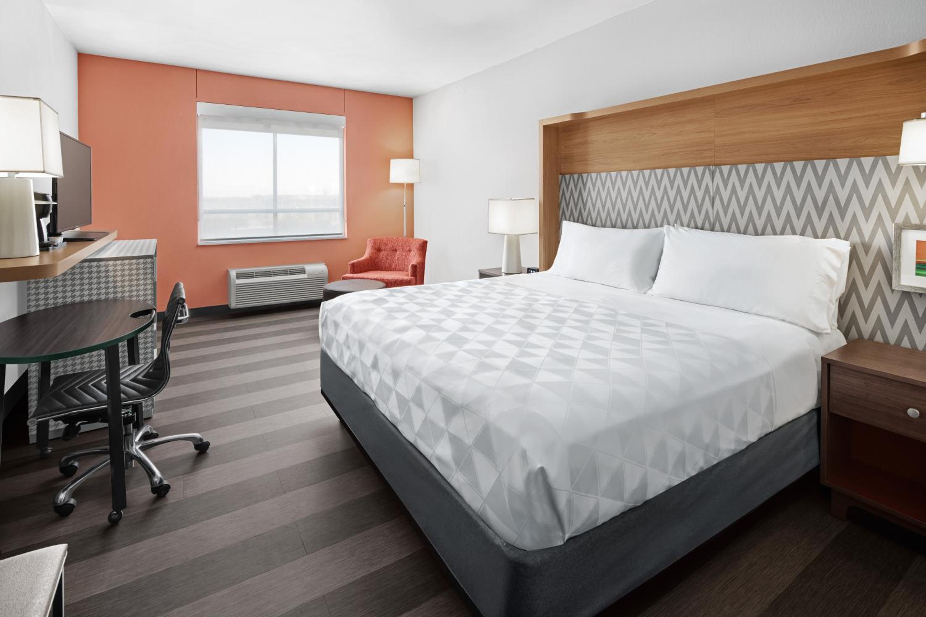 Standard King Room - Photo 1