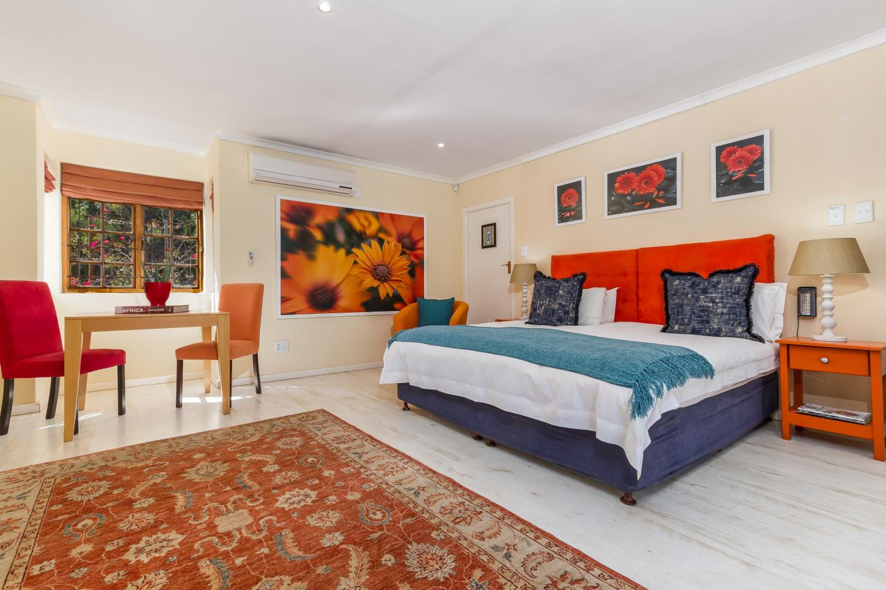 Luxury King Room - 4 photo 1