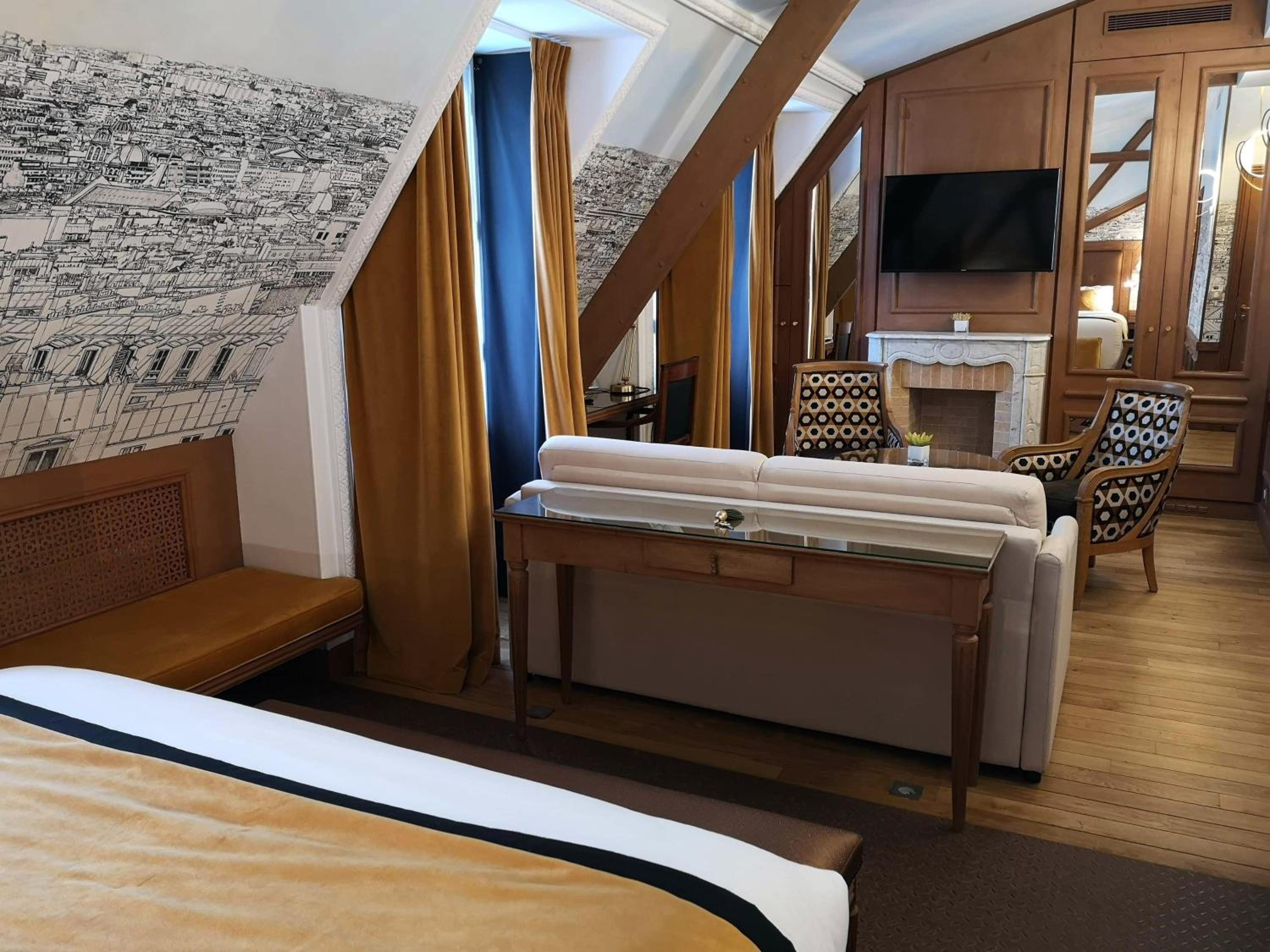 Deluxe Double Room with Balcony