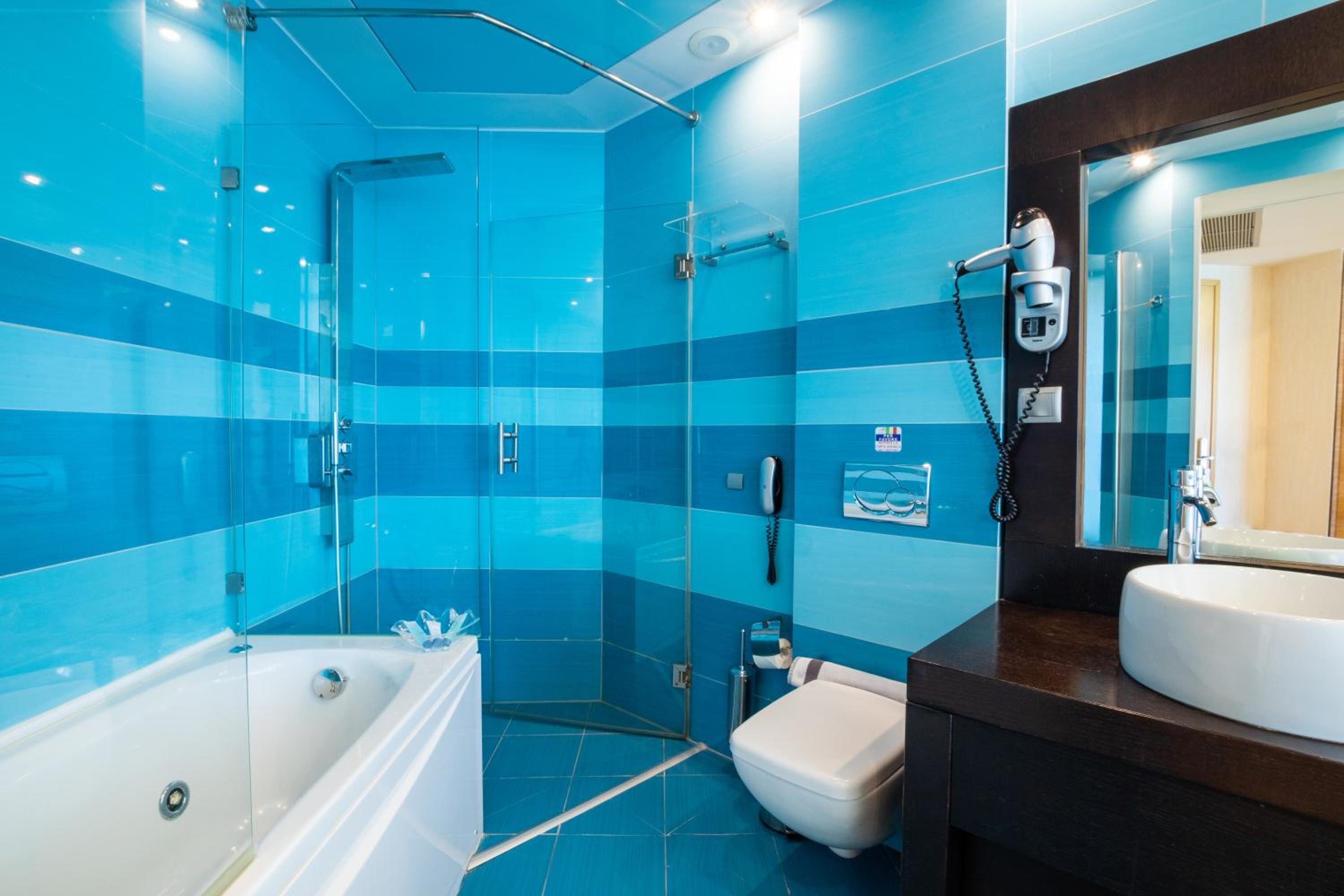 Standard Room with Sea View - Photo 3