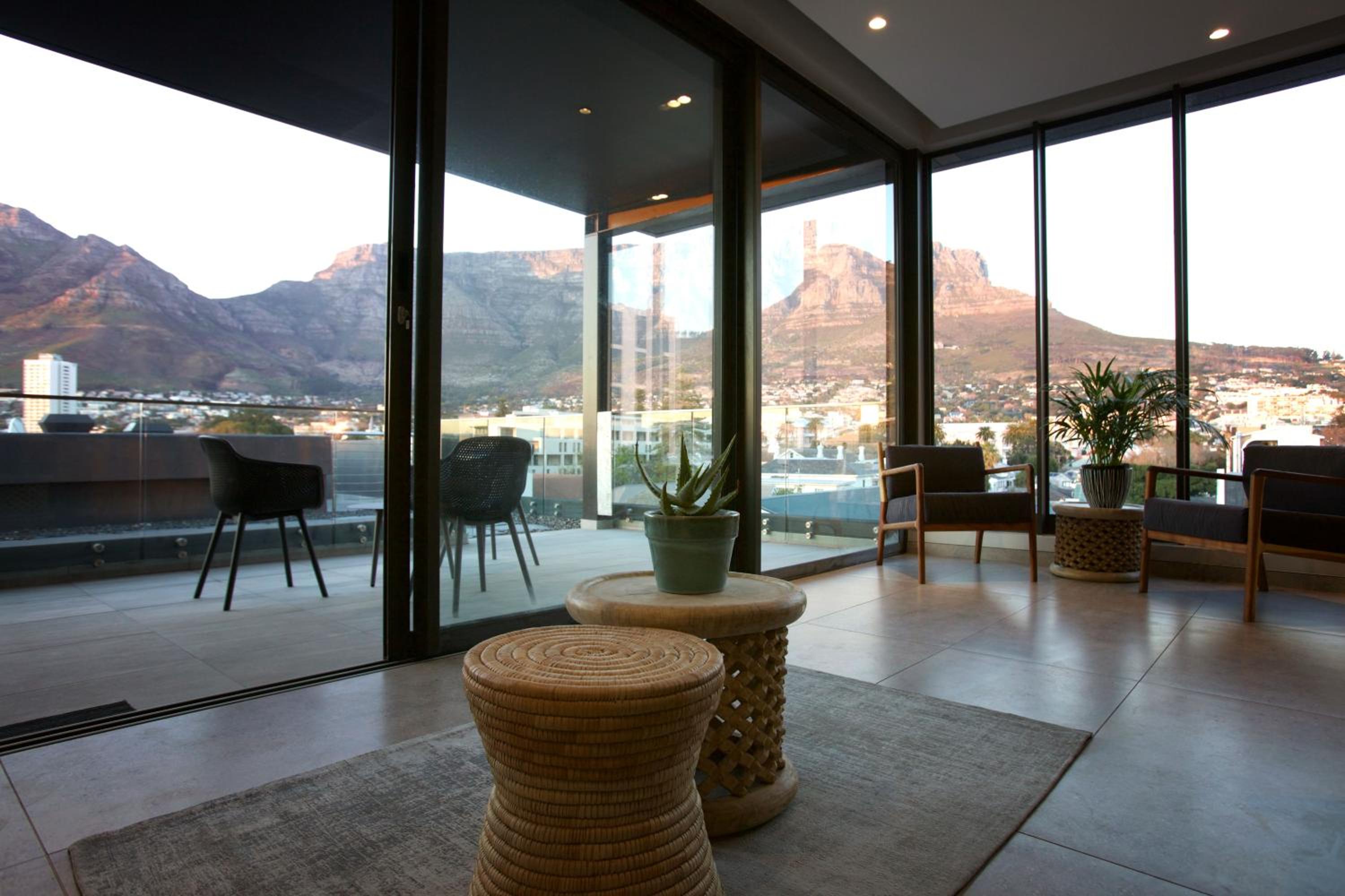 Penthouse Suite - Photo 25