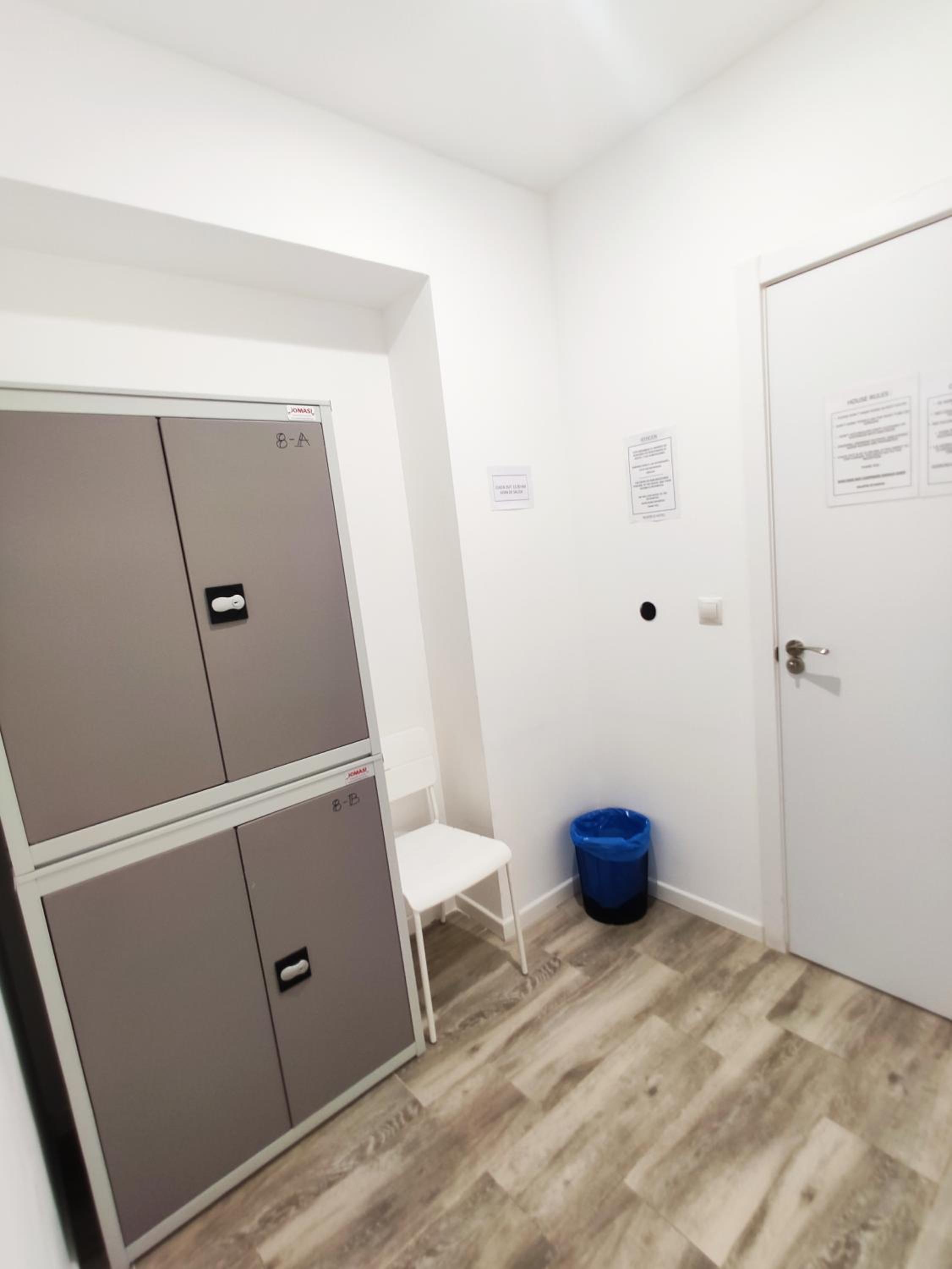 Triple Room with Private Bathroom - Photo 2