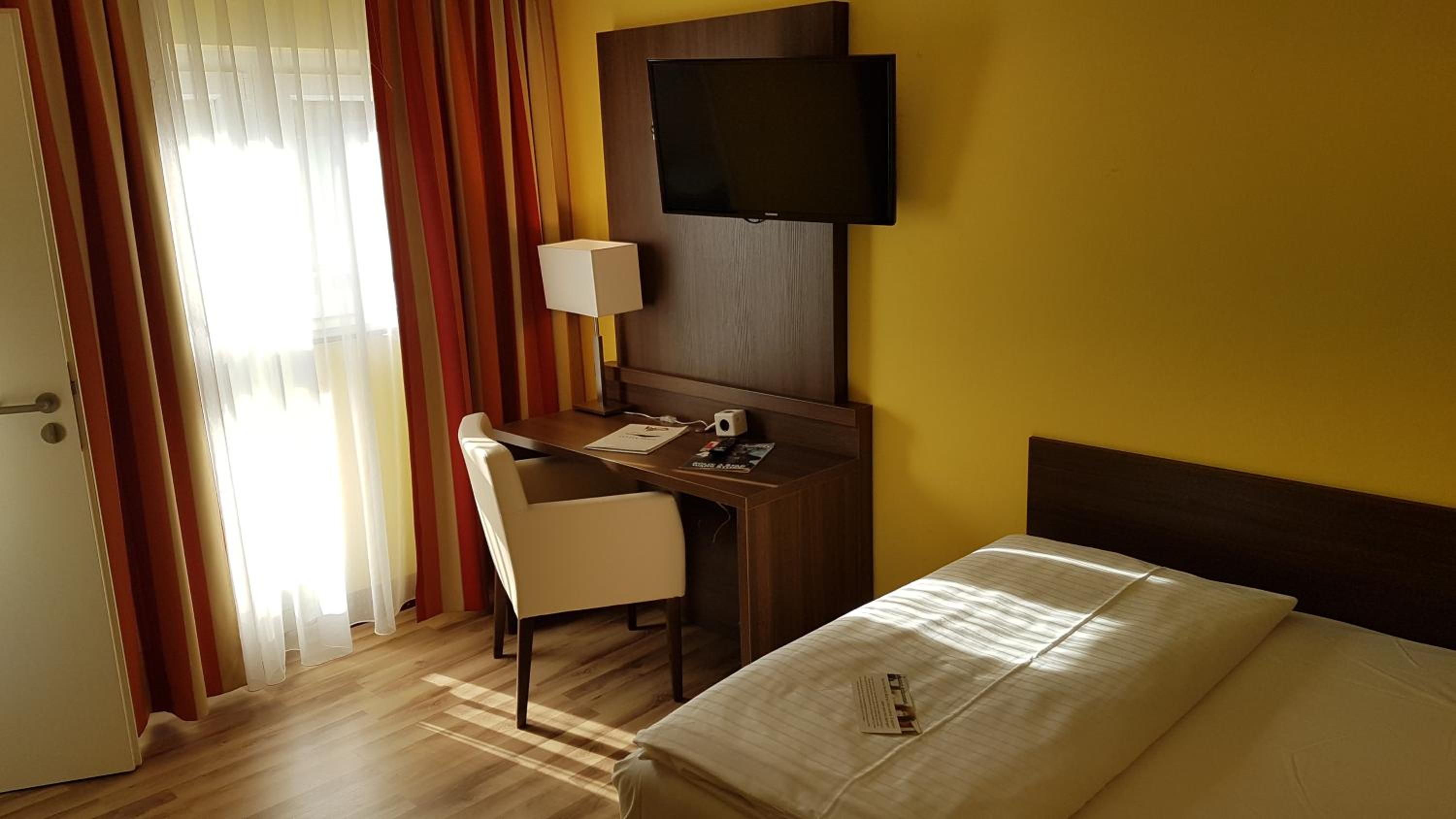 Standard Single Room photo 2