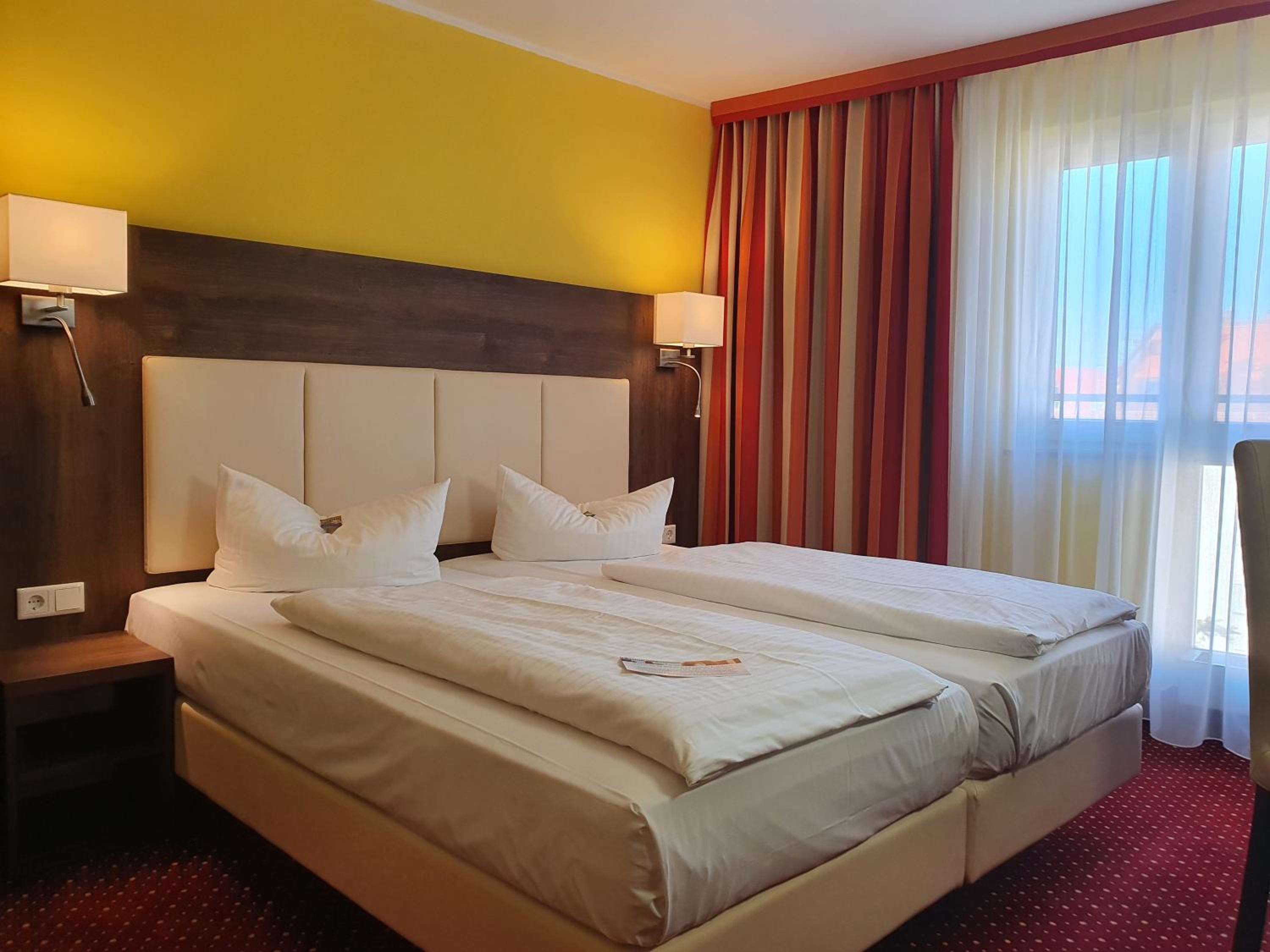 Standard Double Room - Photo 6
