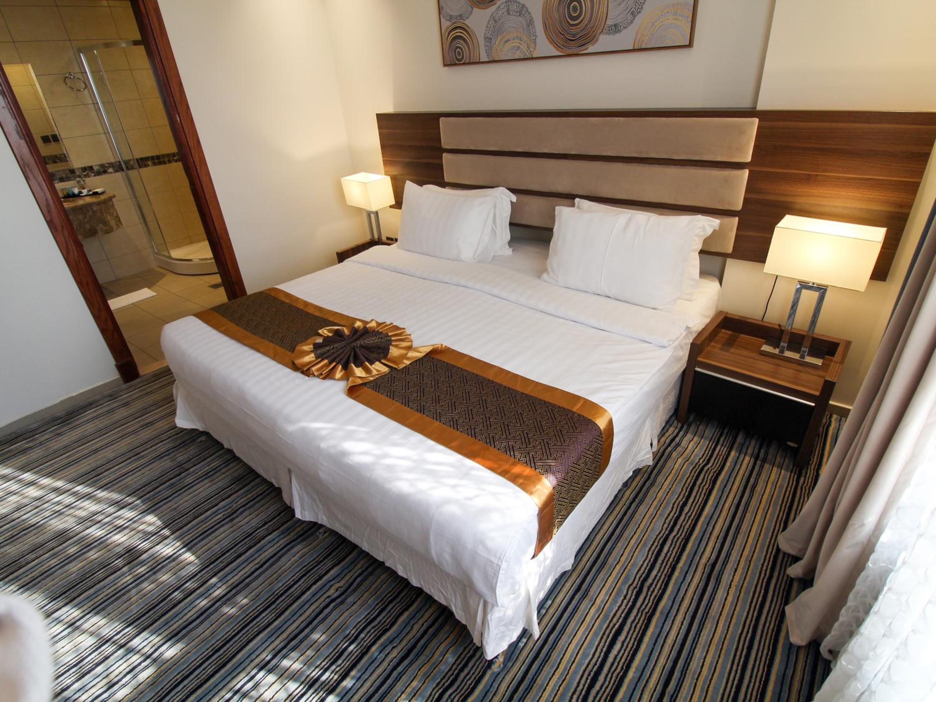 Deluxe Suite