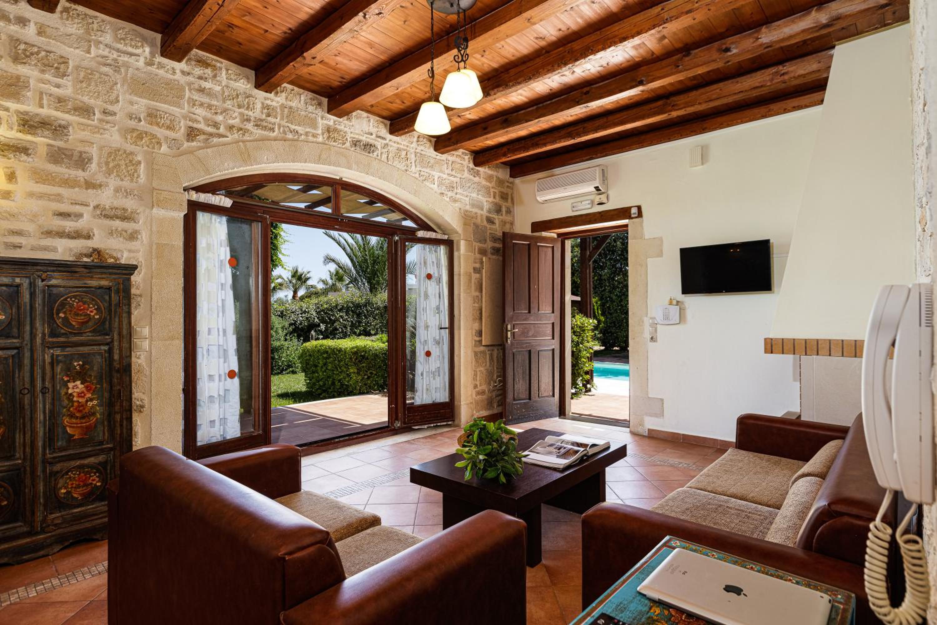 Villa with Private Pool - Kali Villa