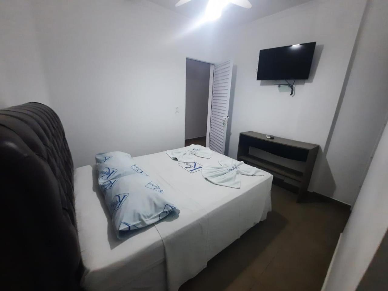 Budget Double Room photo 2