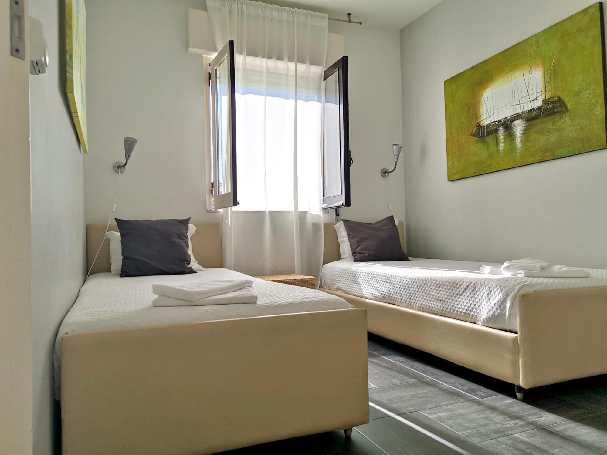 Two-Bedroom Apartment with Terrace - Photo 9