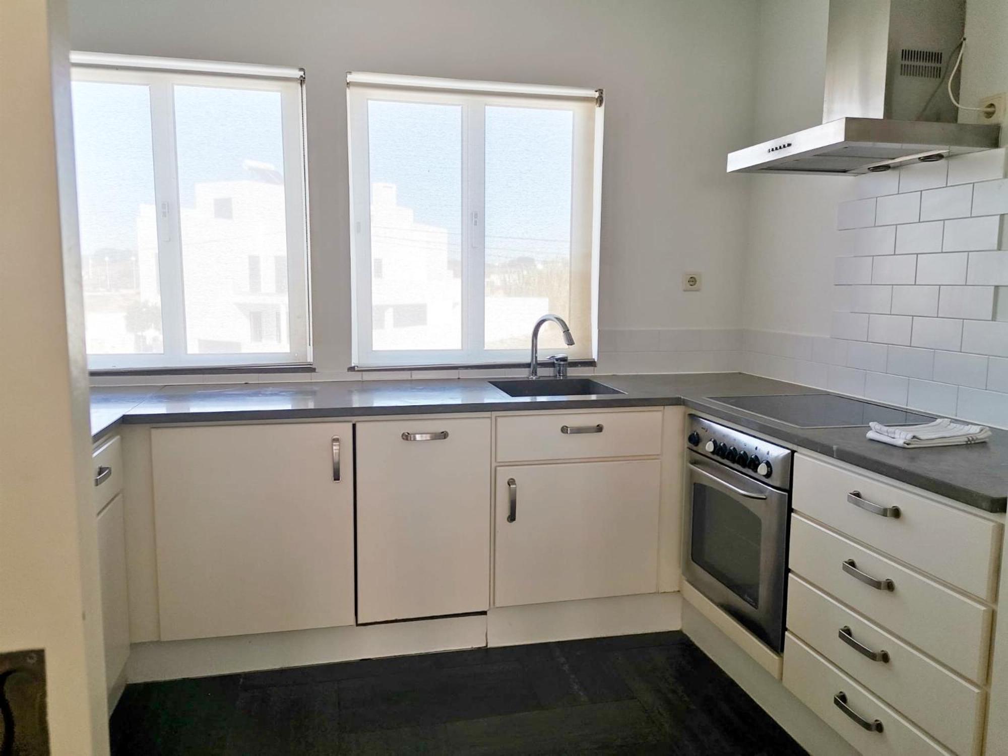 Two-Bedroom Apartment with Terrace - Photo 23