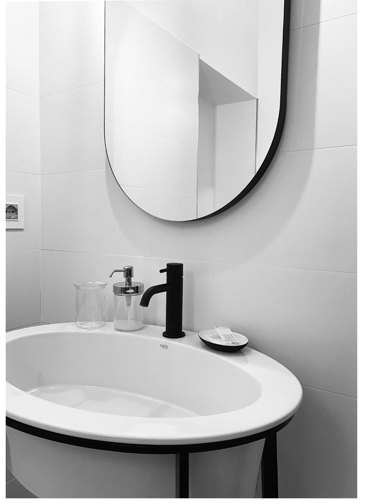 King Room with Spa Bath photo 2