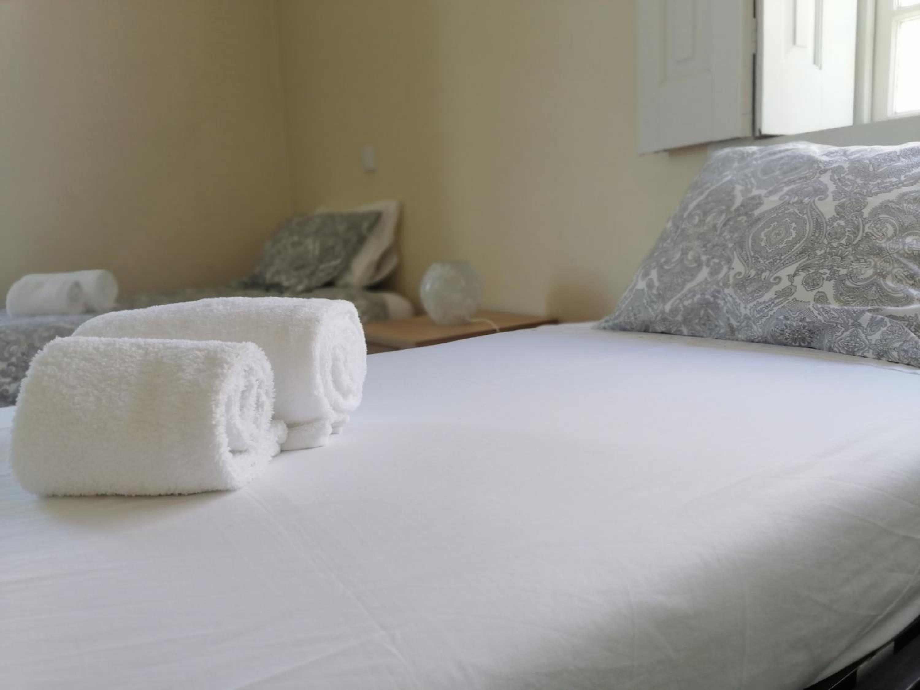 Deluxe Double Room with Bath photo 2
