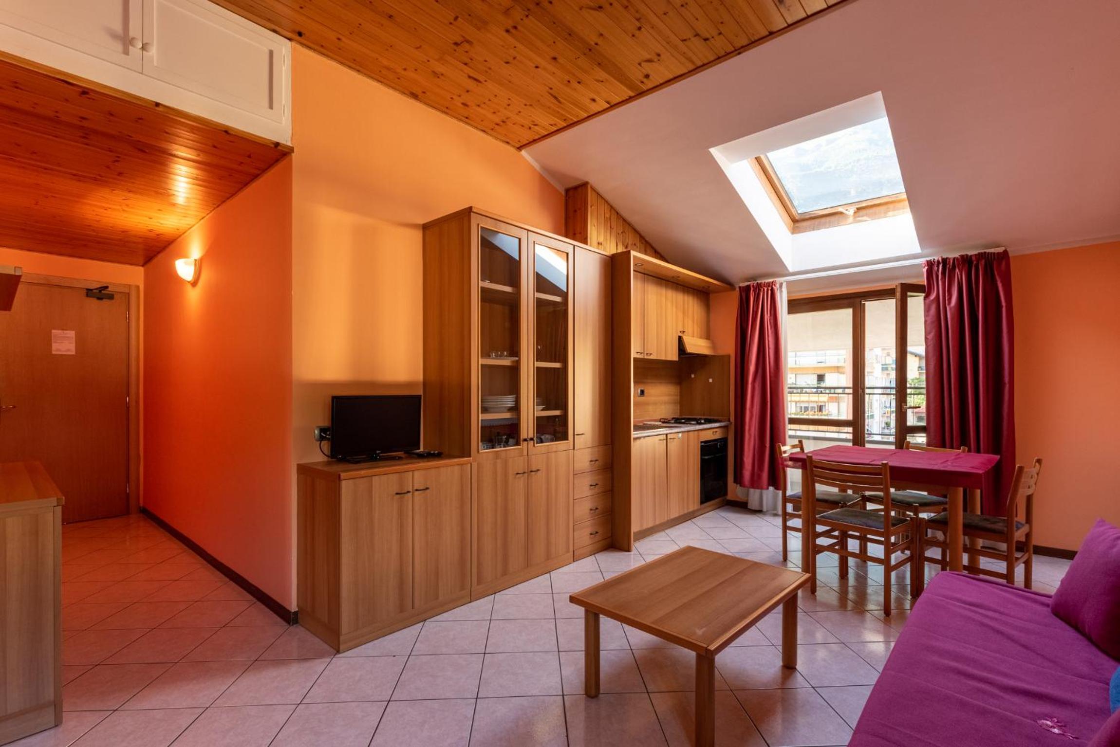 One-Bedroom Apartment