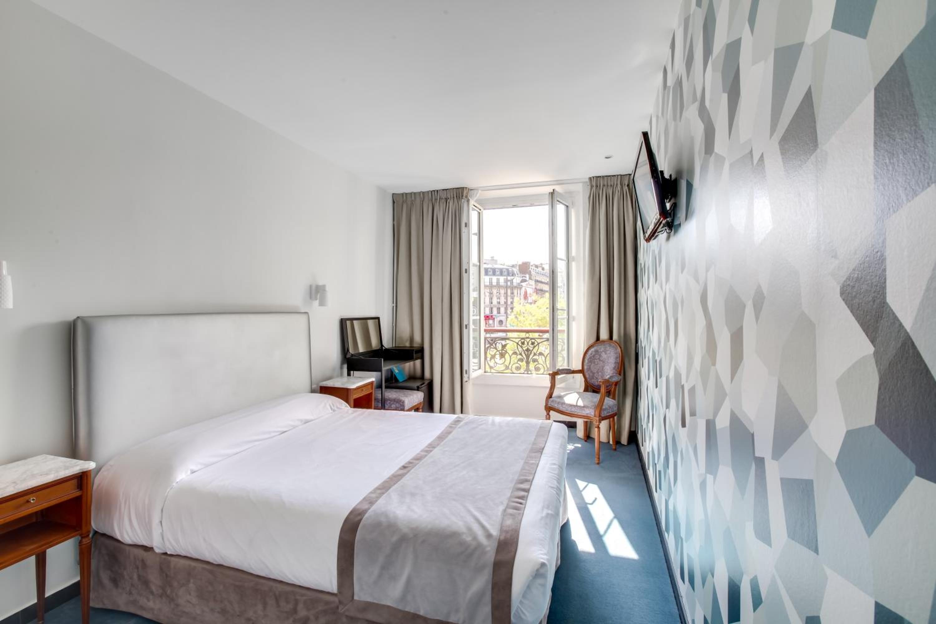 Standard Double Room photo 2