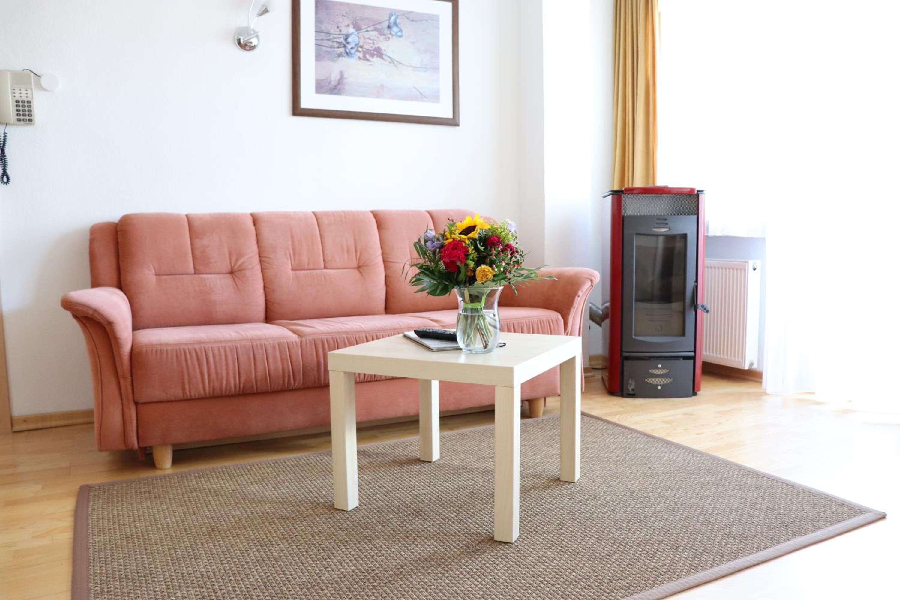 One-Bedroom Apartment with Balcony photo 2