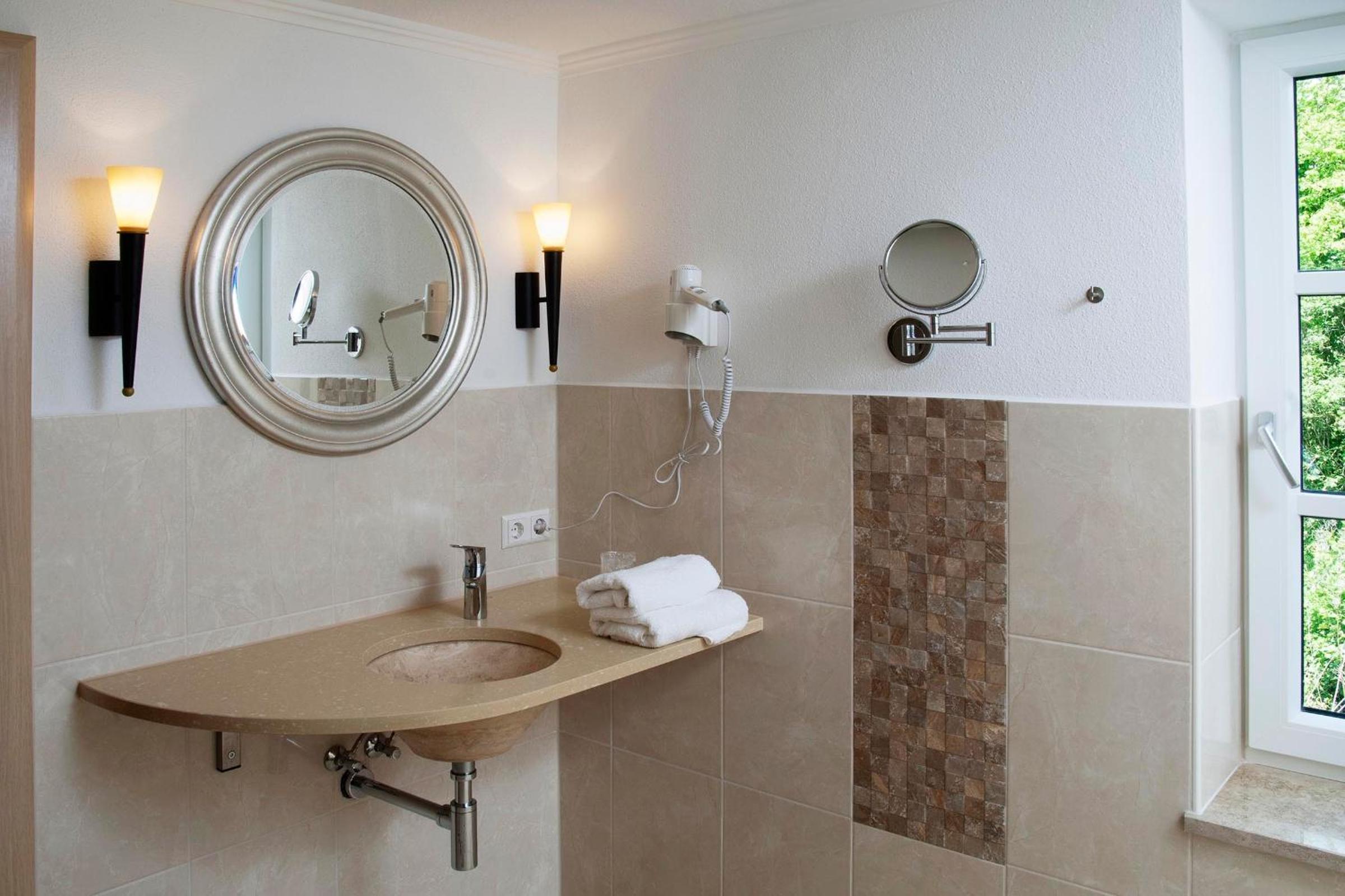 Double Room - Photo 3