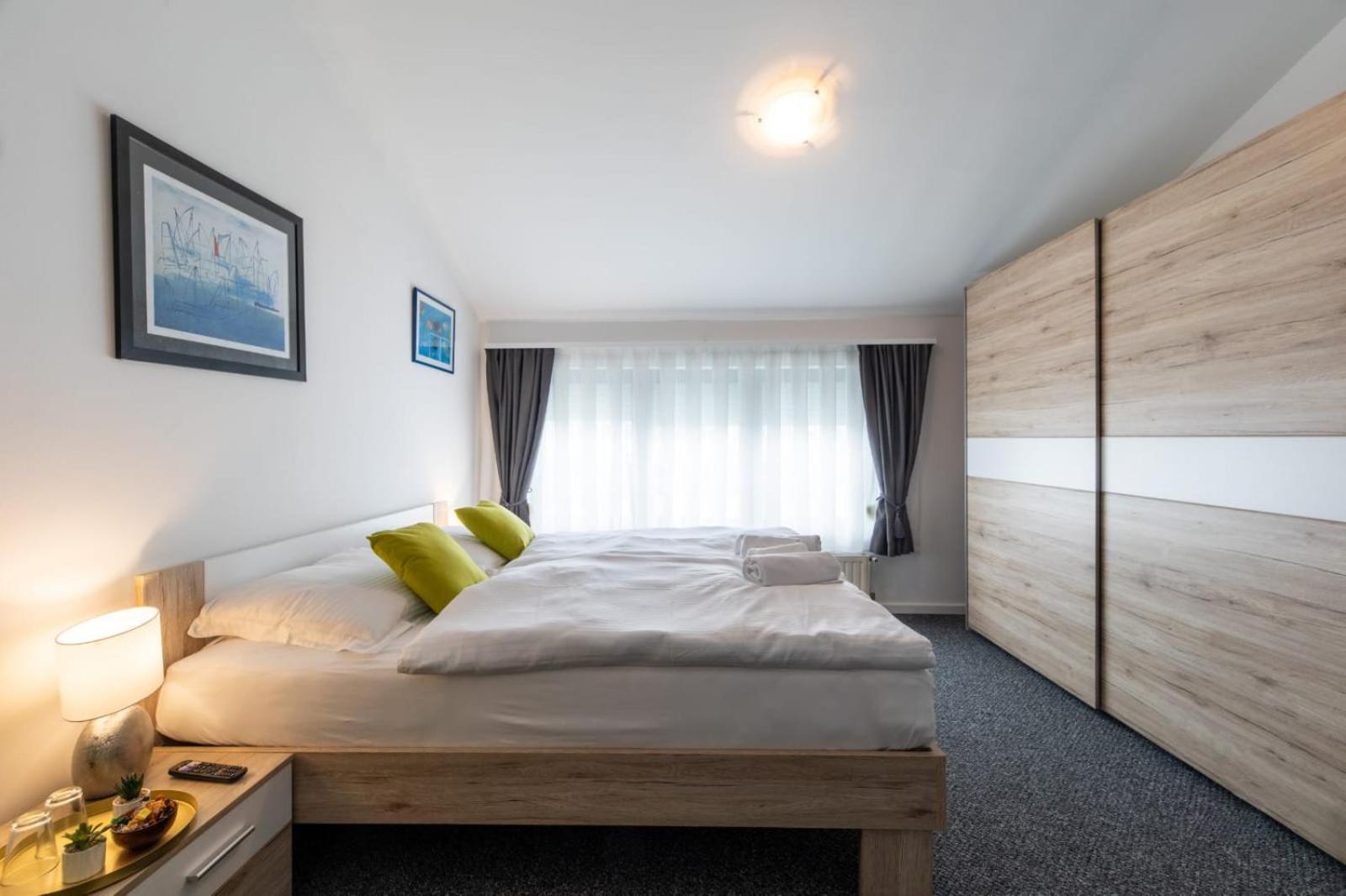 Deluxe Double Room with Shower