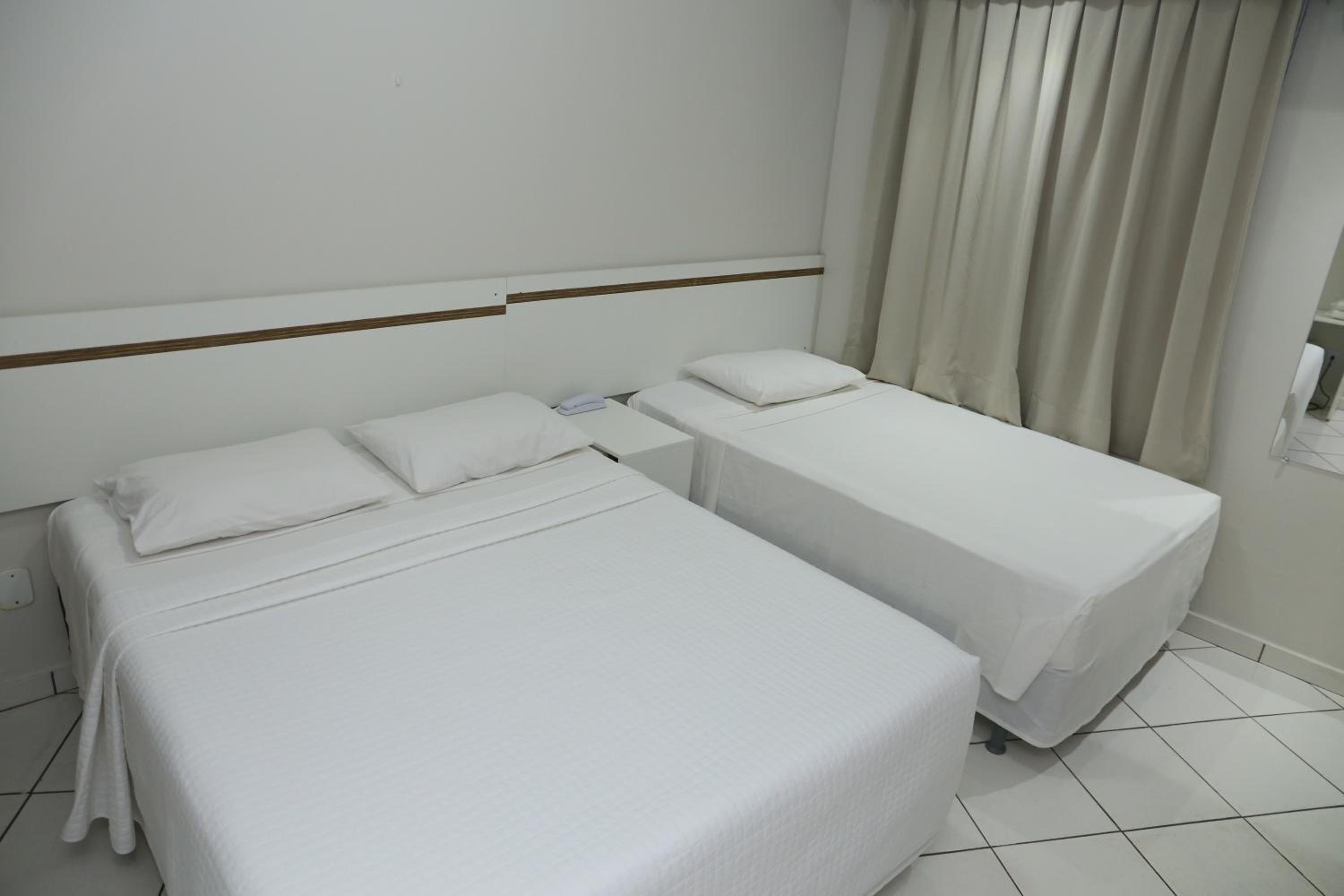 Standard Double or Twin Room - Photo 1