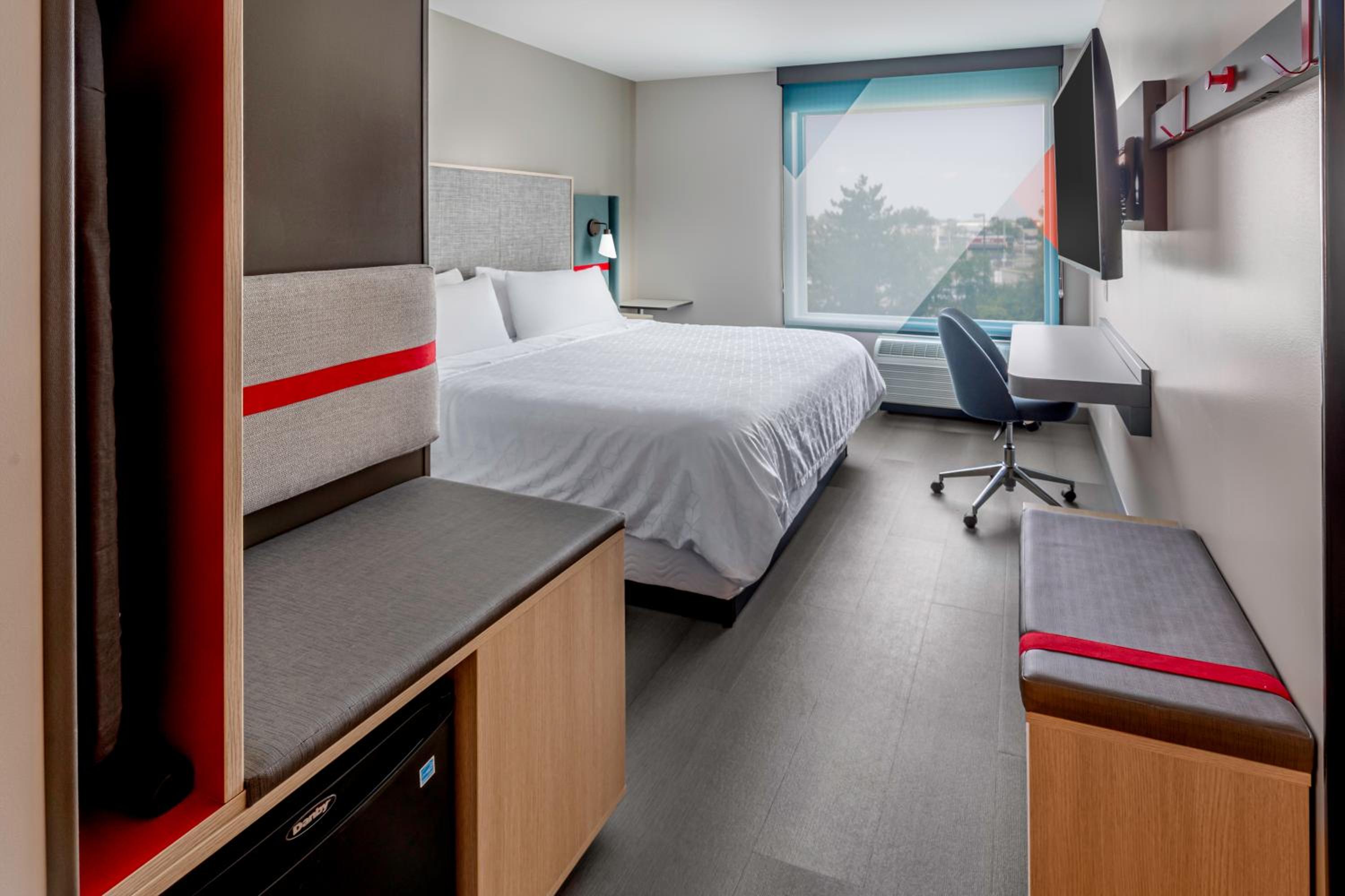 Standard King Room - Photo 1