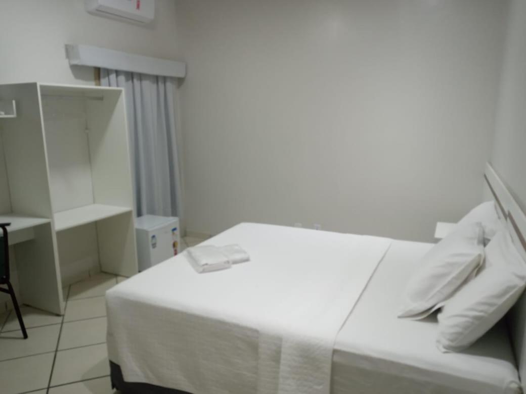 Standard Double Room - Photo 7