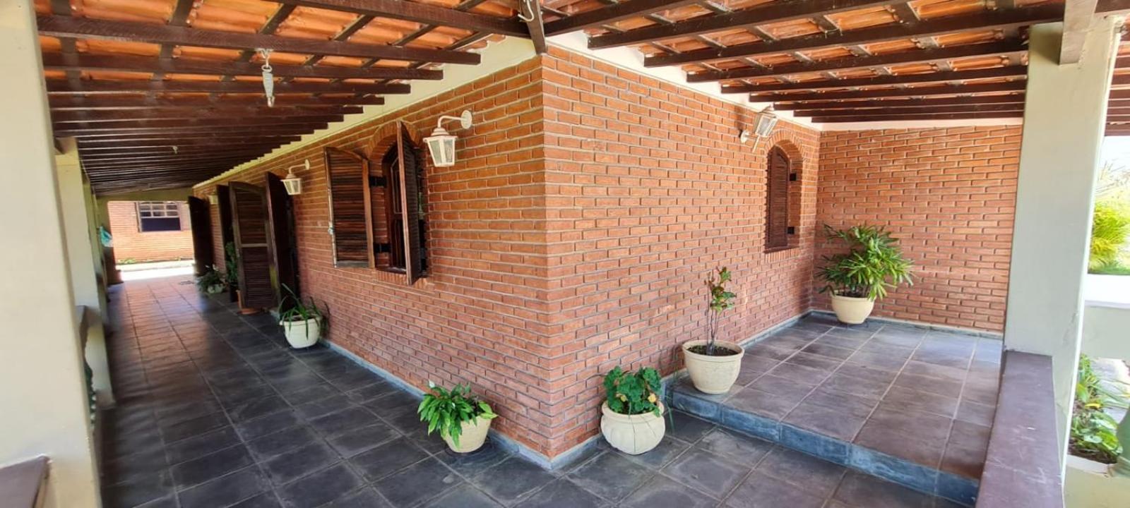 Four-Bedroom House photo 2
