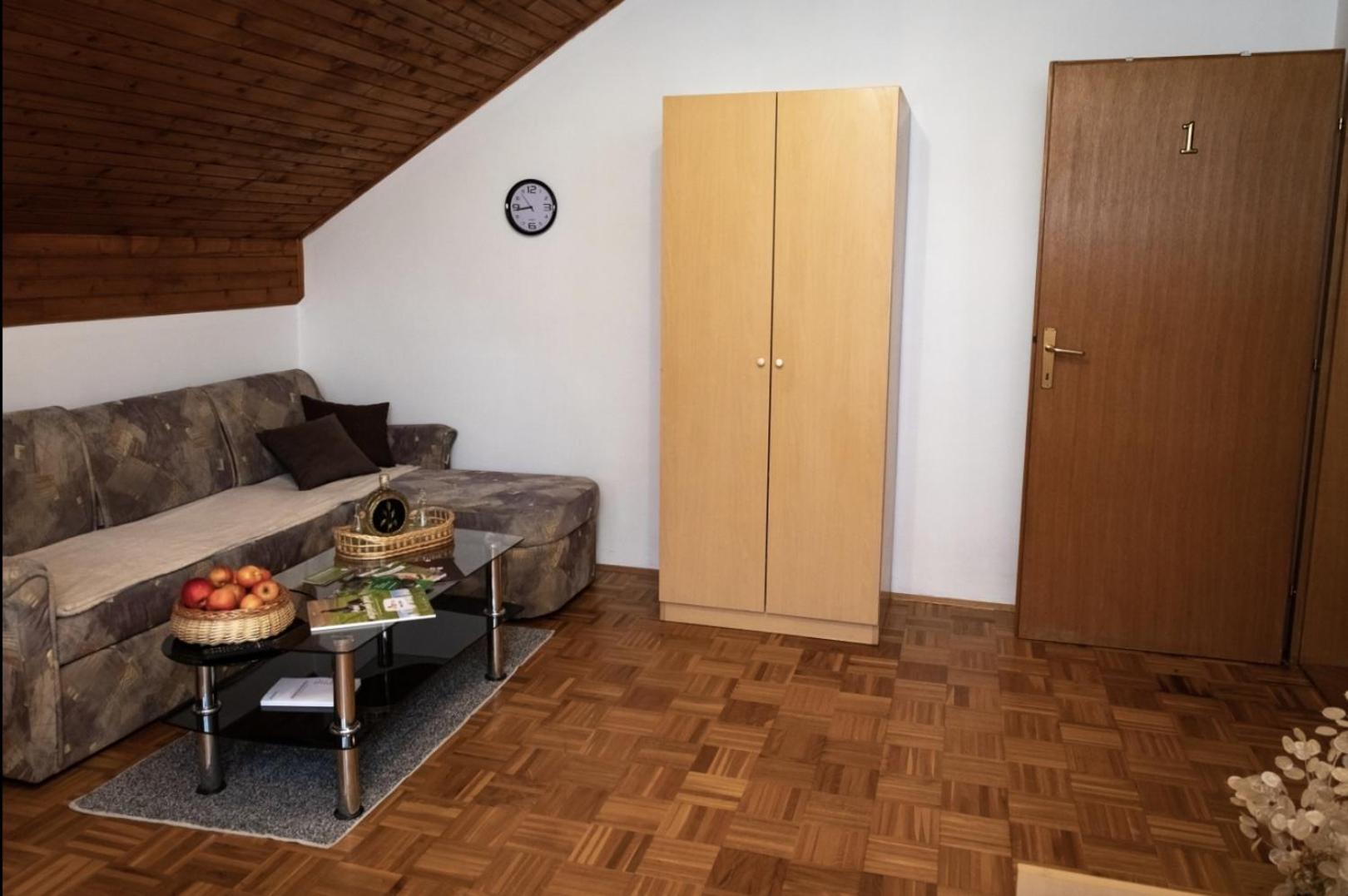 Twin Room photo 1
