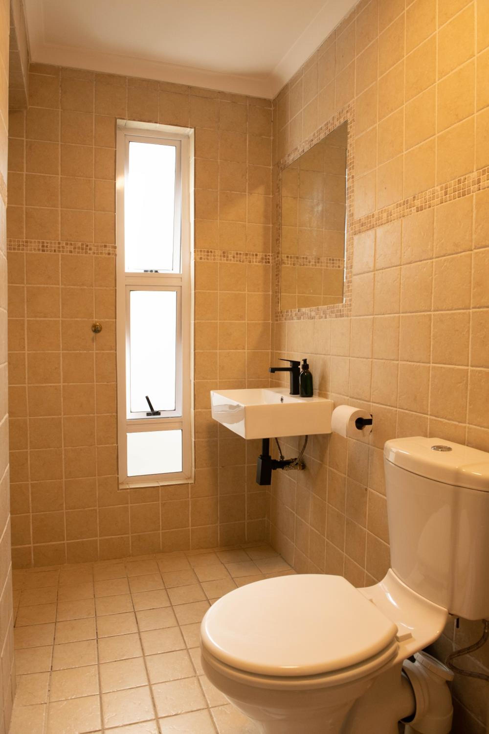 Standard Double Ensuite - Photo 21