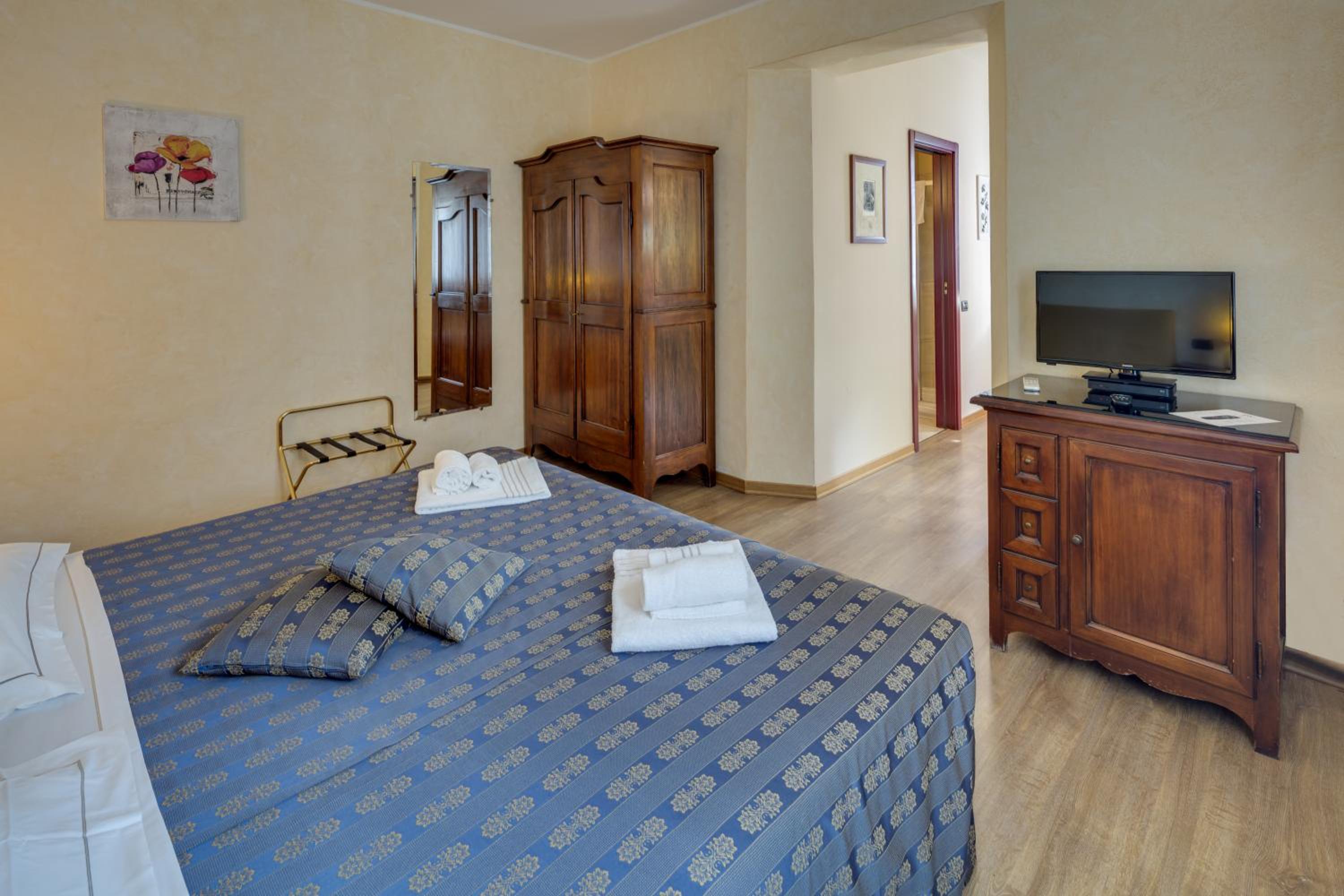 Budget Double or Twin Room - Annex photo 1