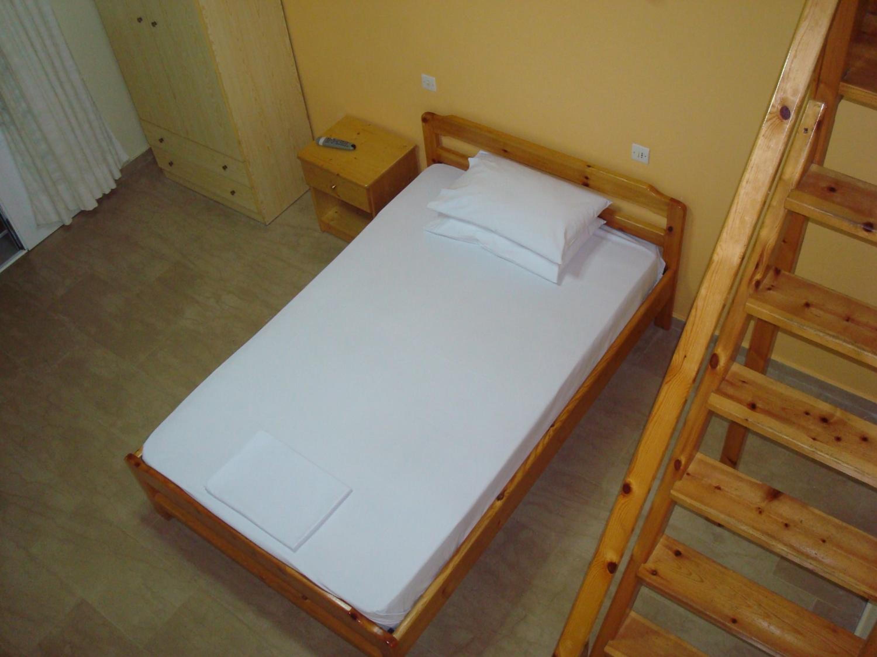 Apartment - Ground Floor photo 3