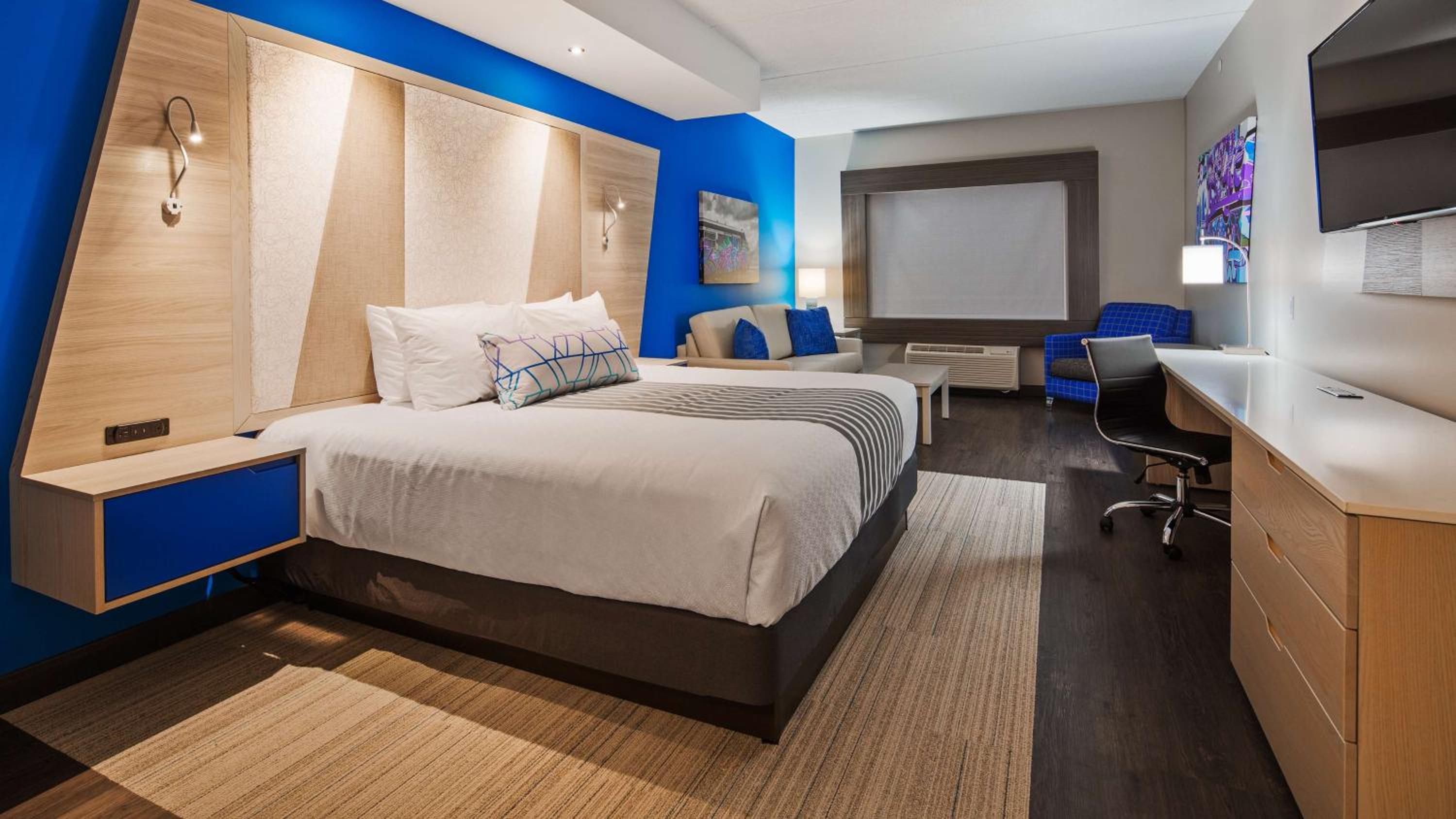 King Room with Sofa Bed - Non-Smoking - Photo 1
