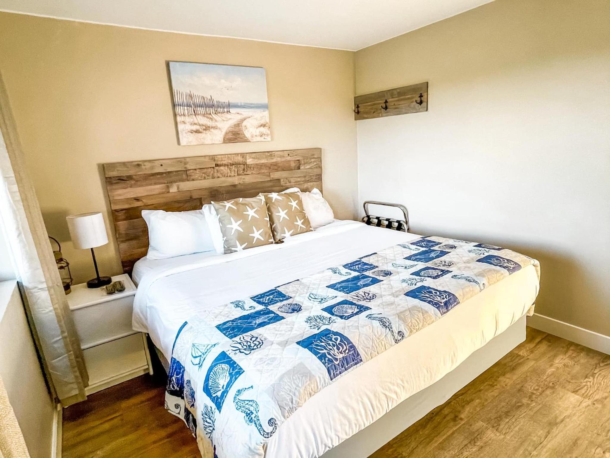 King Room With Balcony