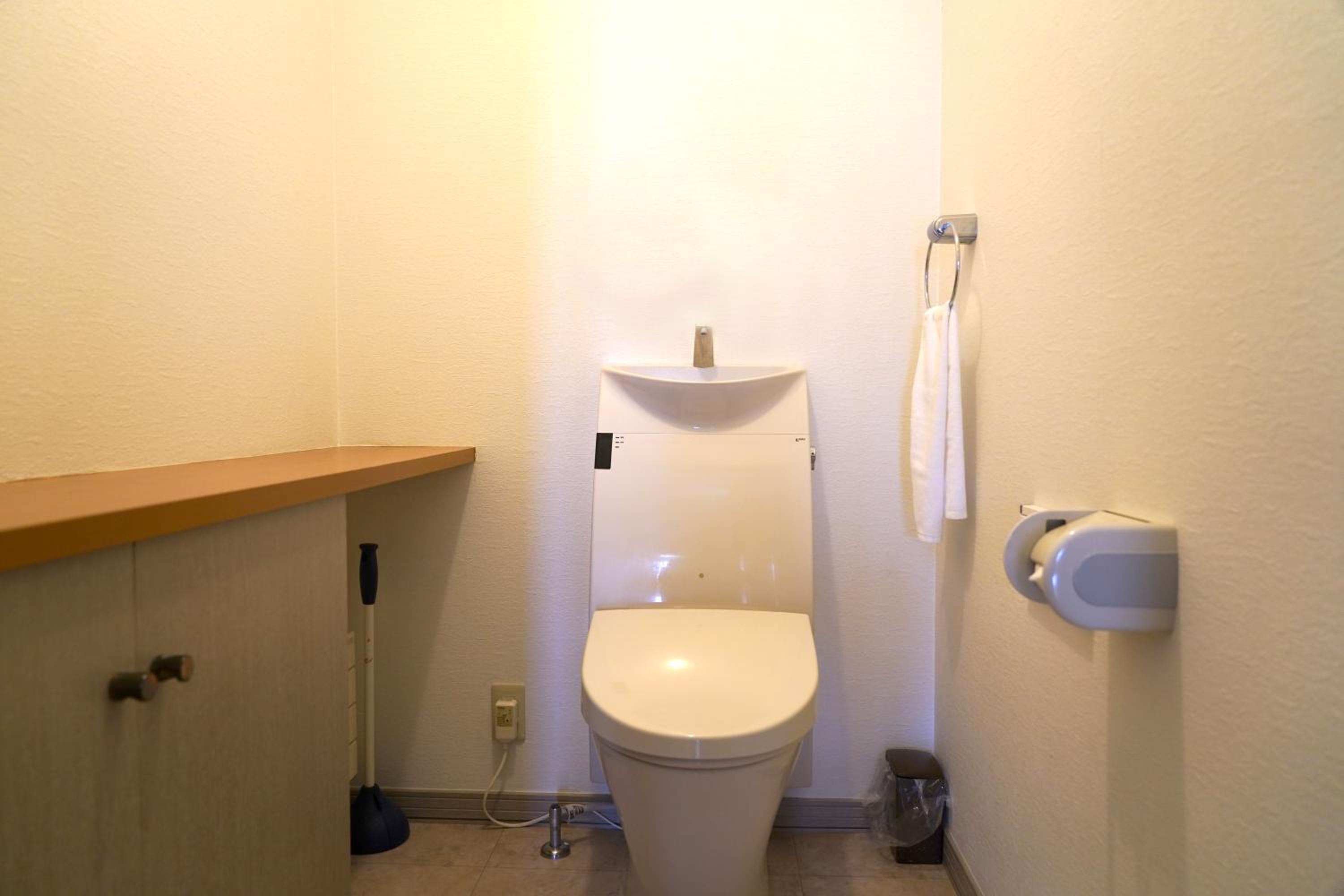 Three-Bedroom Apartment photo 2