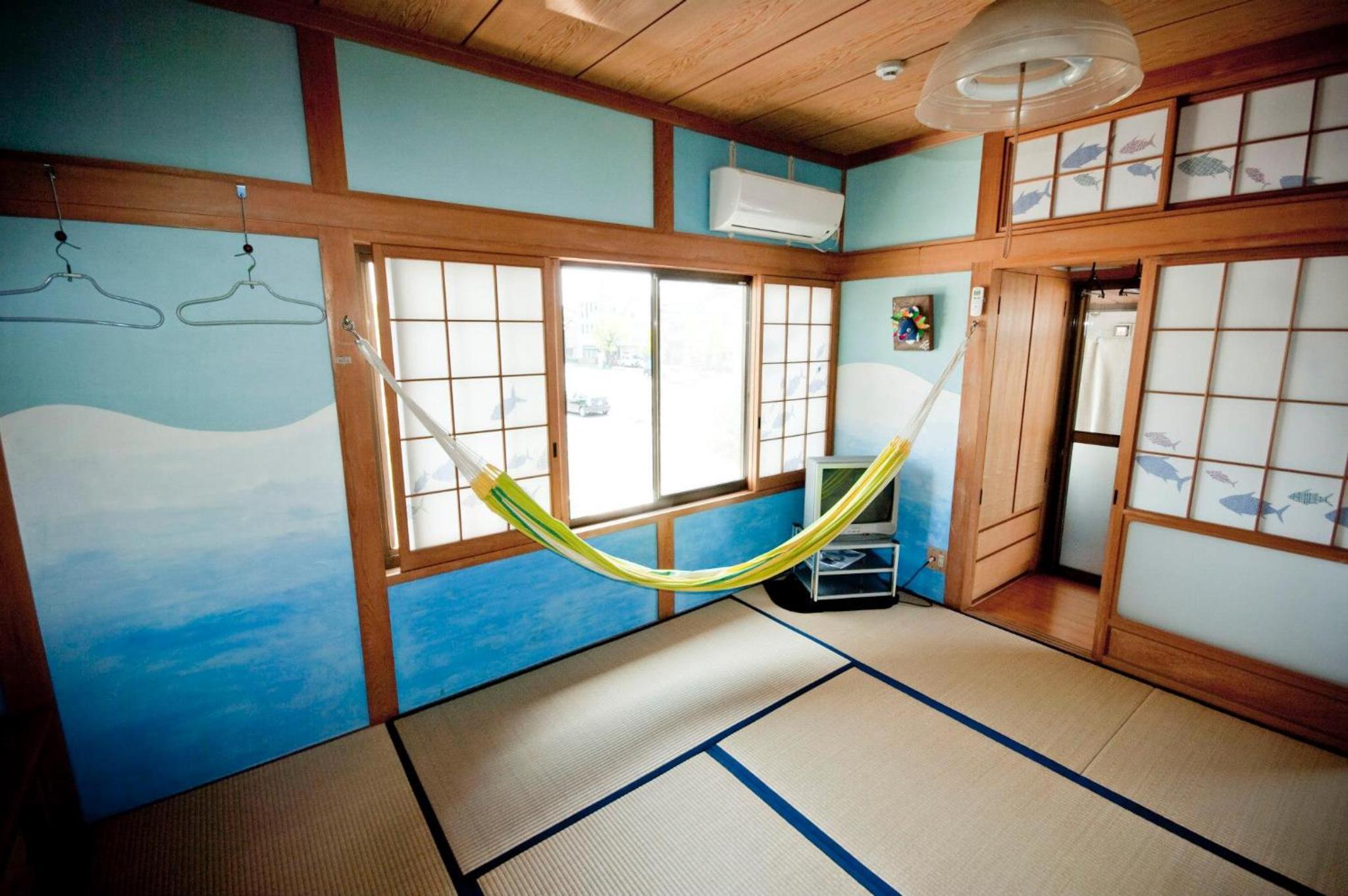 Triple Room with Balcony - Photo 8