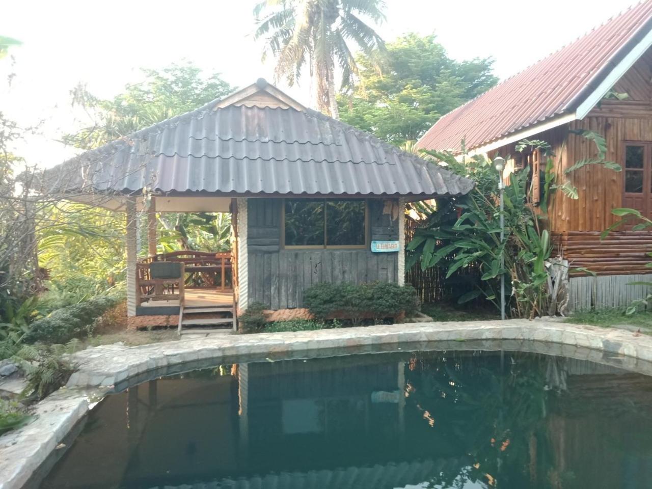 Deluxe Double Room with Balcony - Photo 36