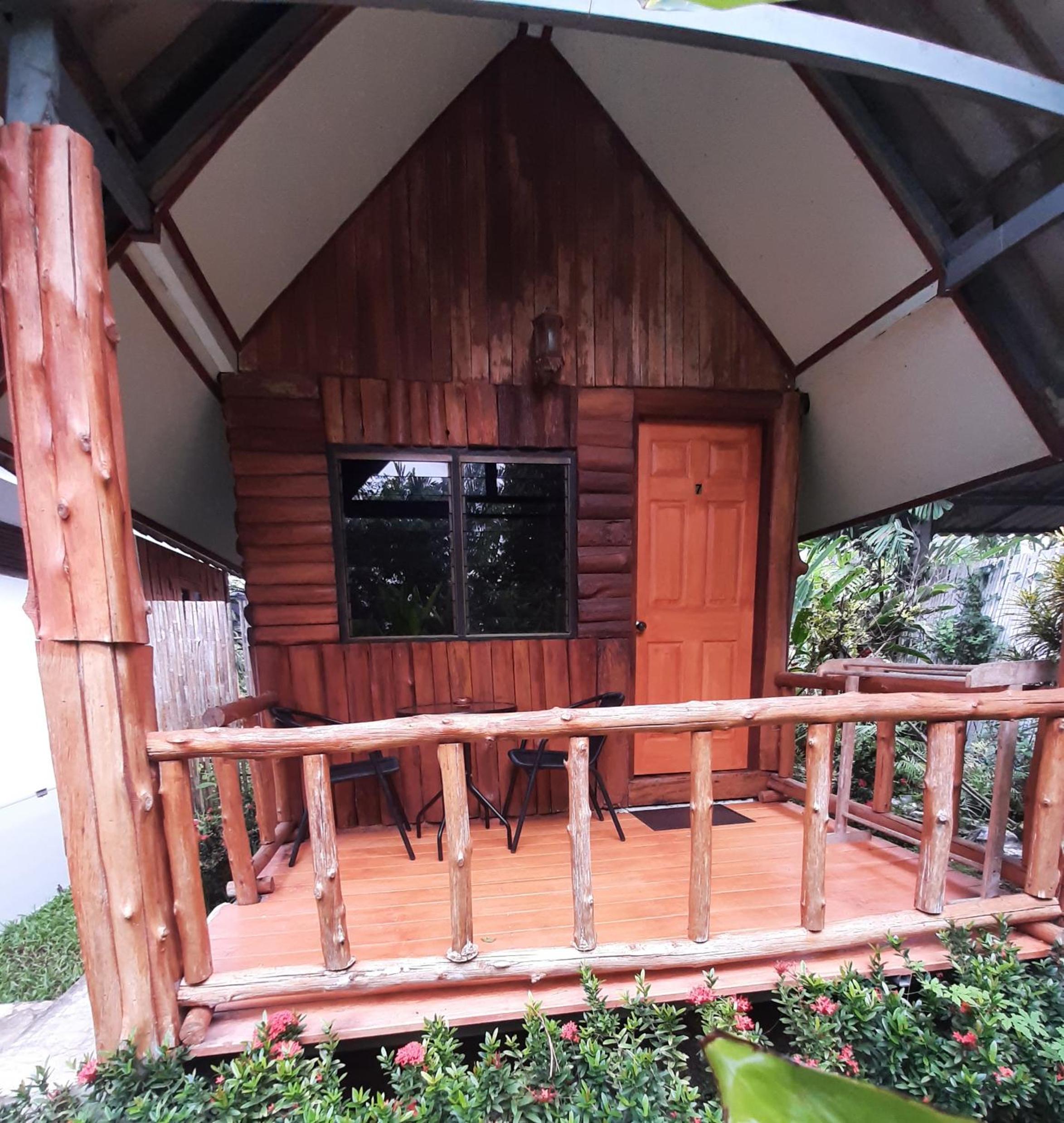 Deluxe Double Room with Balcony - Photo 31