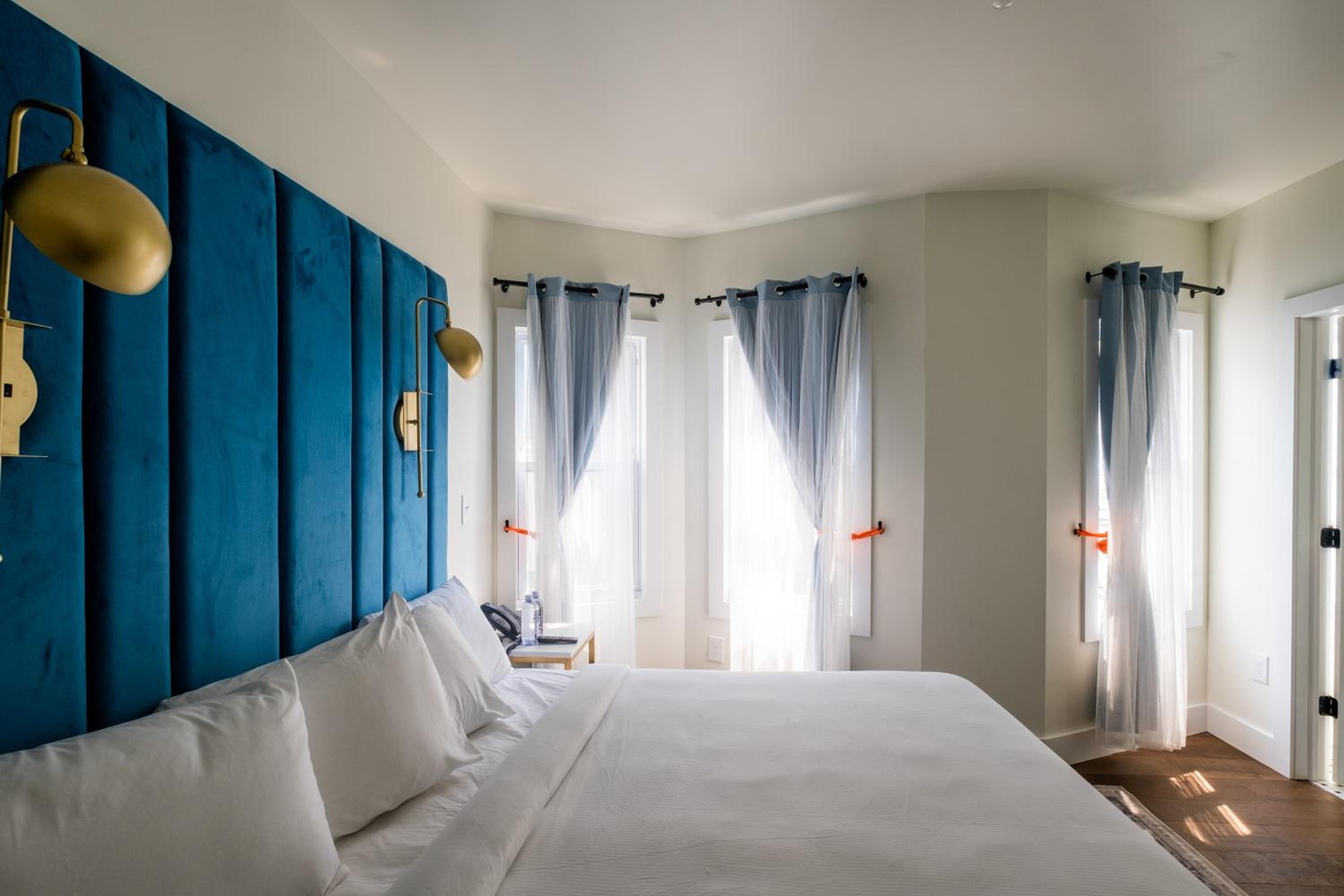 Superior King Room photo 1