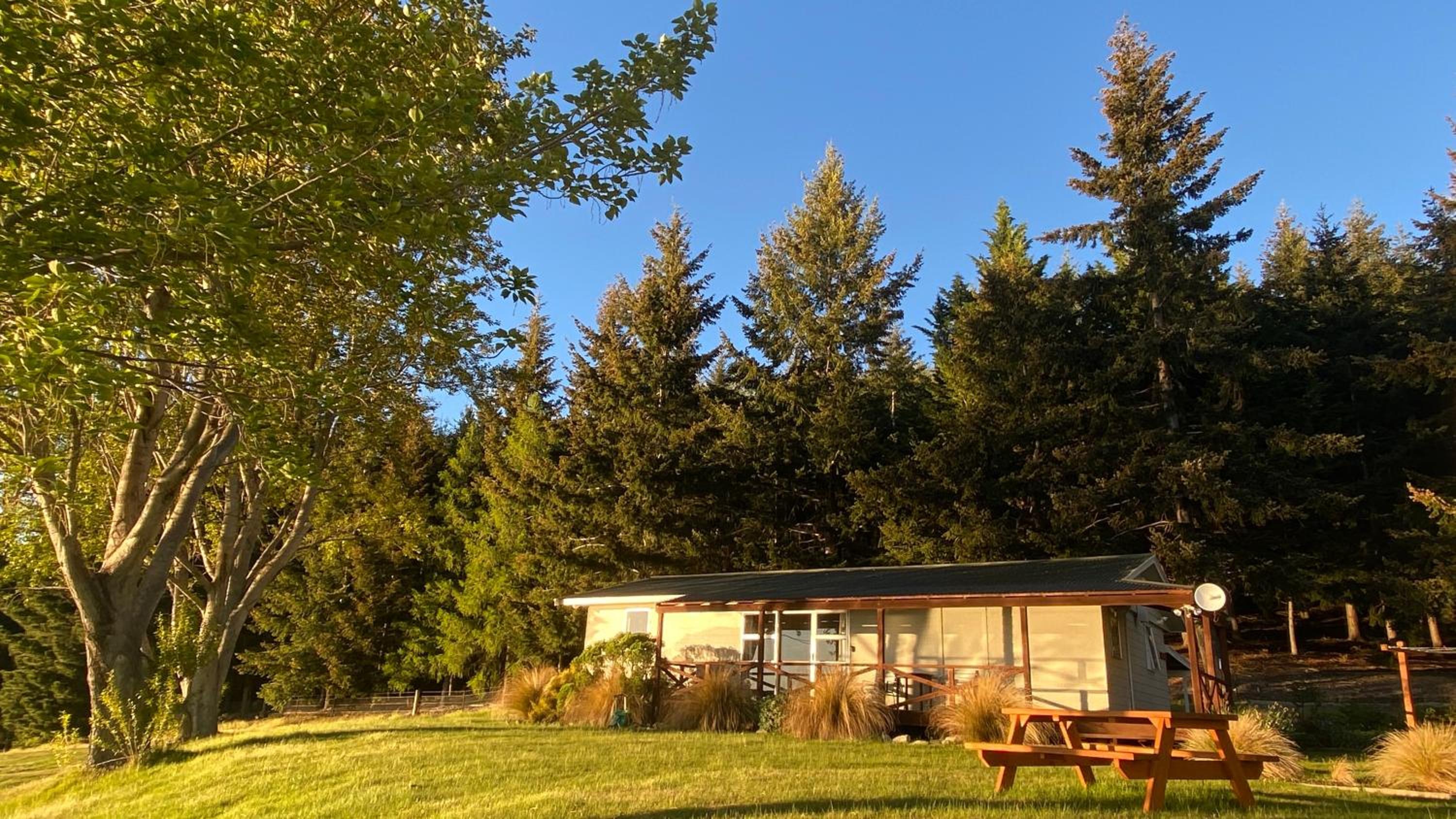 Three-Bedroom Cottage - Photo 14
