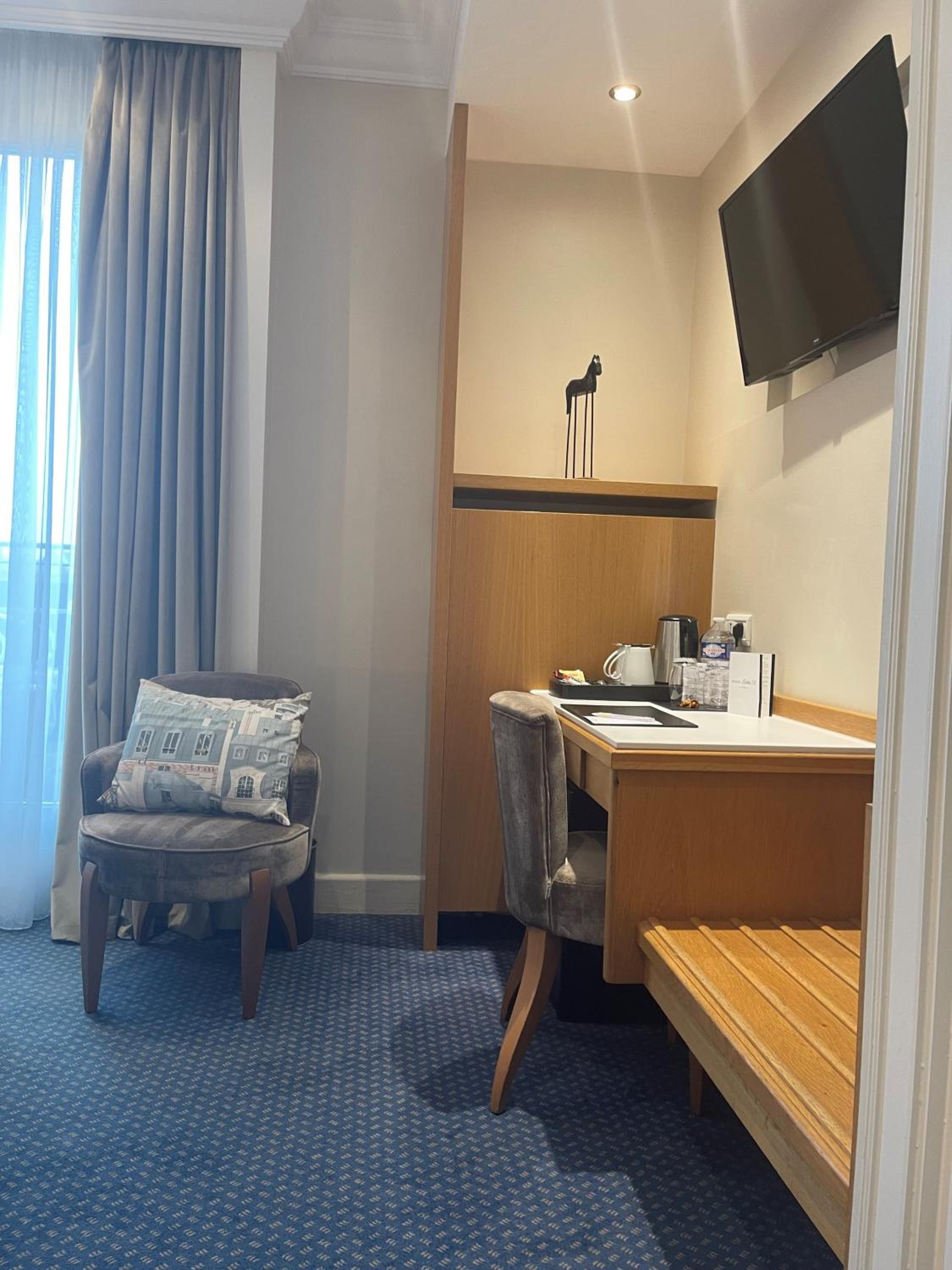 Superior Double Room - Photo 2