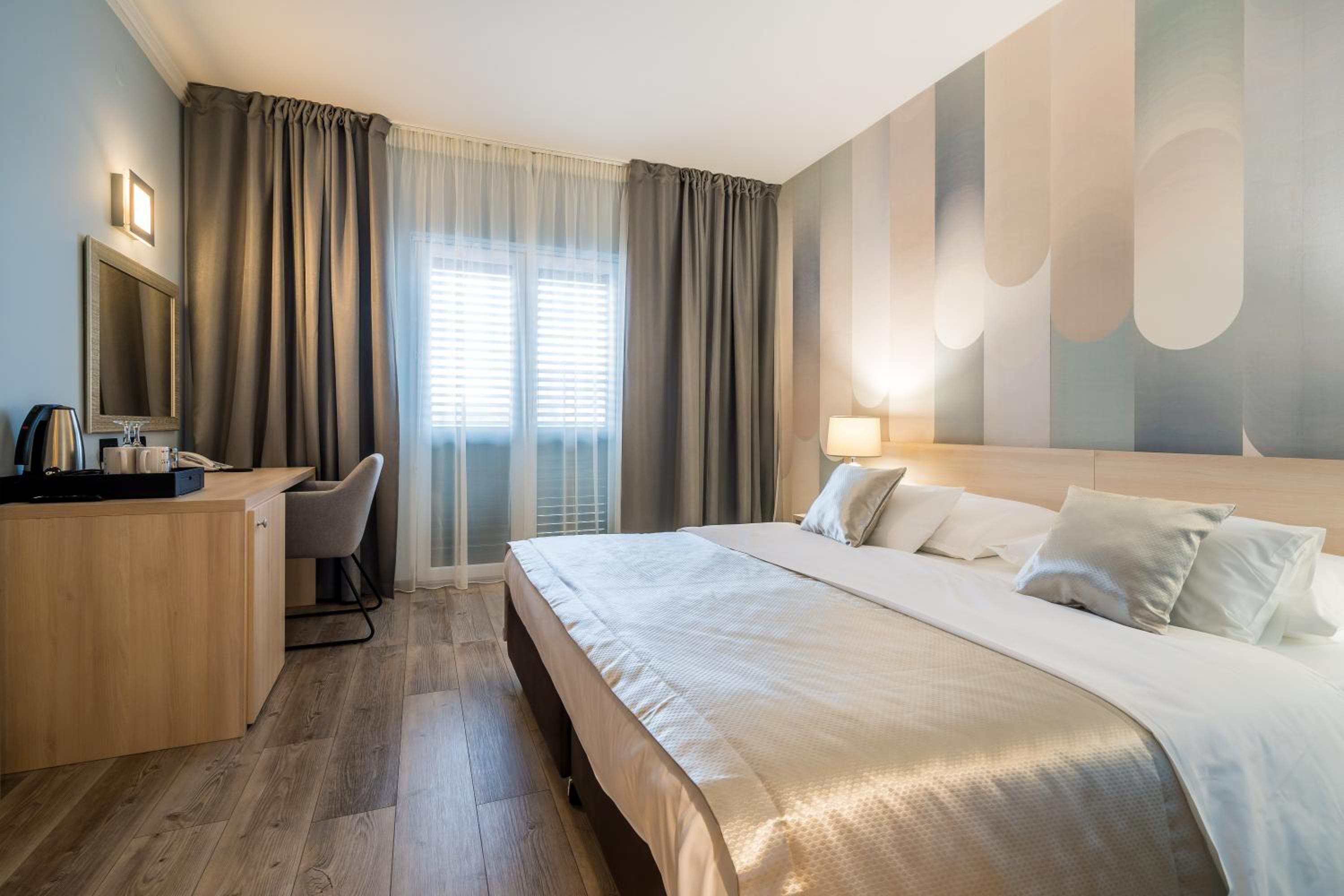 Double/Twin Room with Balcony photo 3