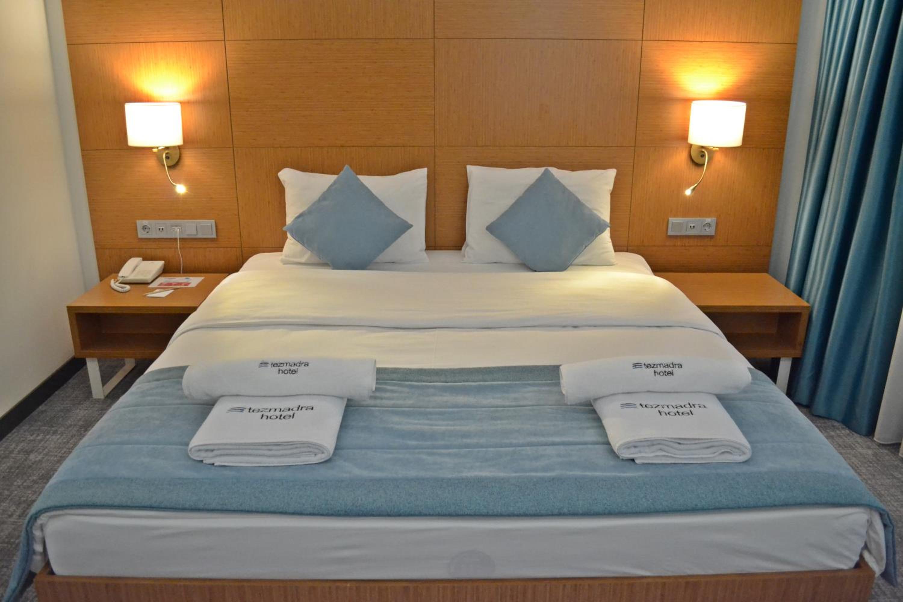 Double Room with Sea View - Photo 7