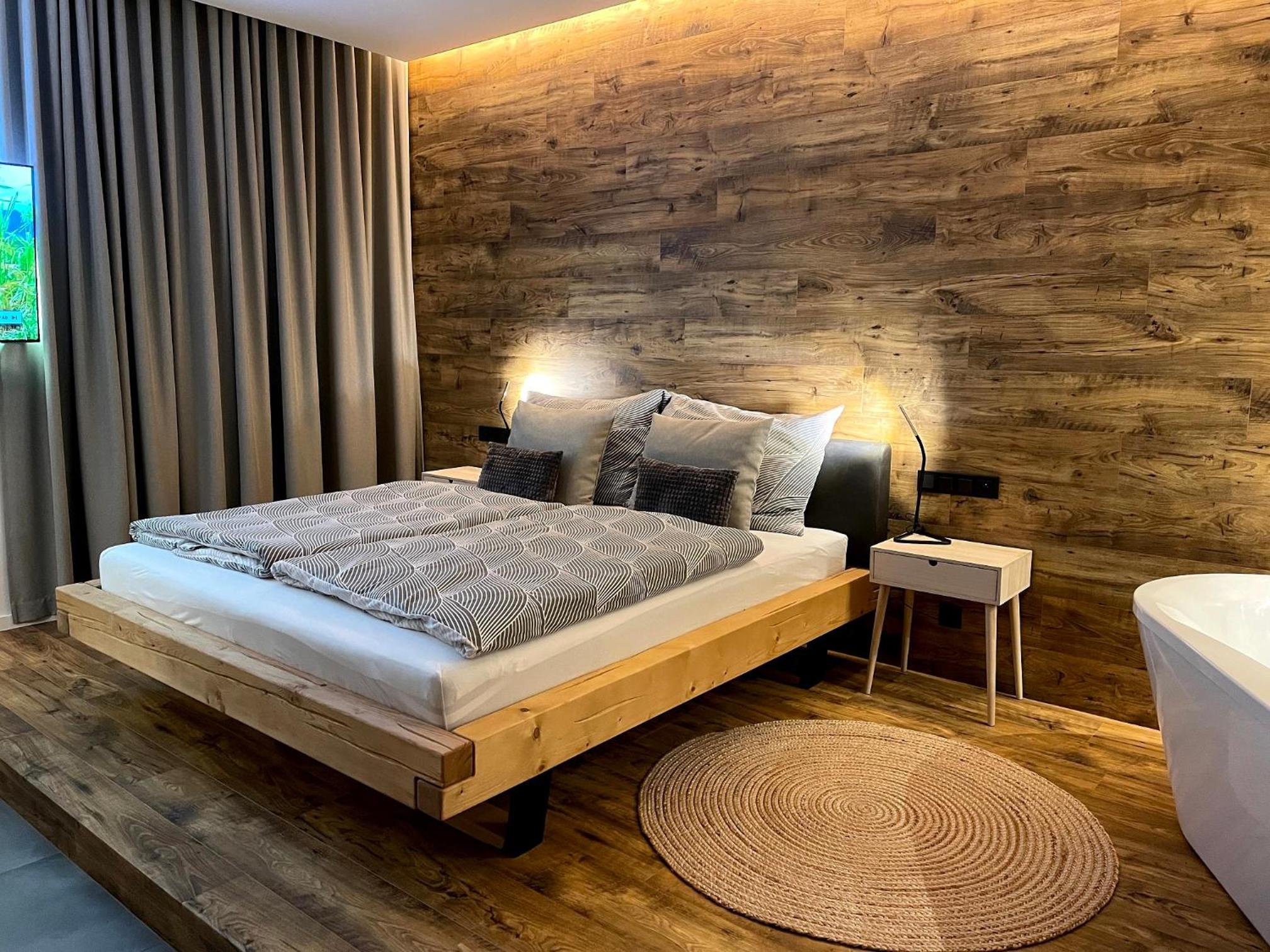 Double Room with Sauna and Spa Bath - Photo 2