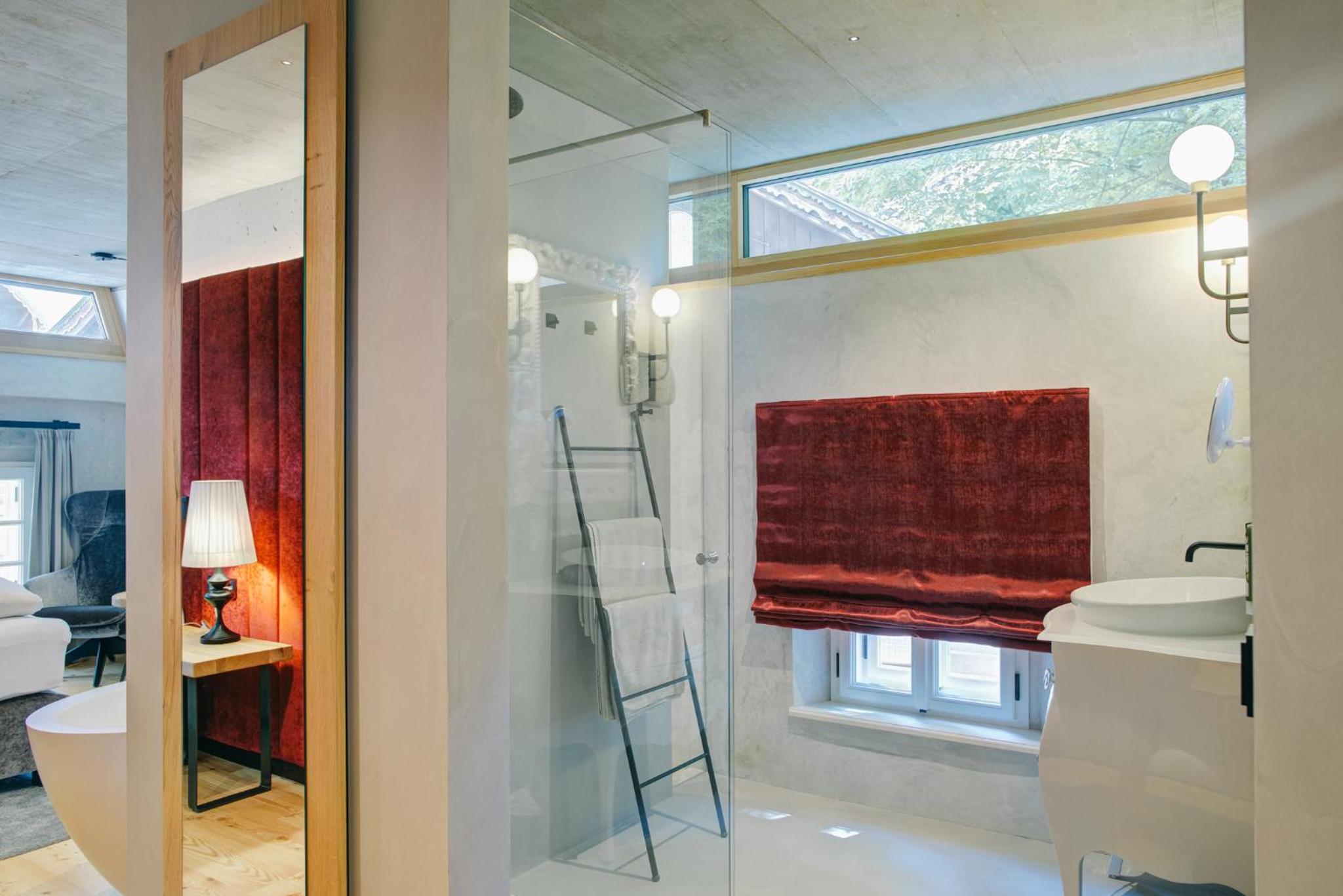 Suite with City View - Photo 2