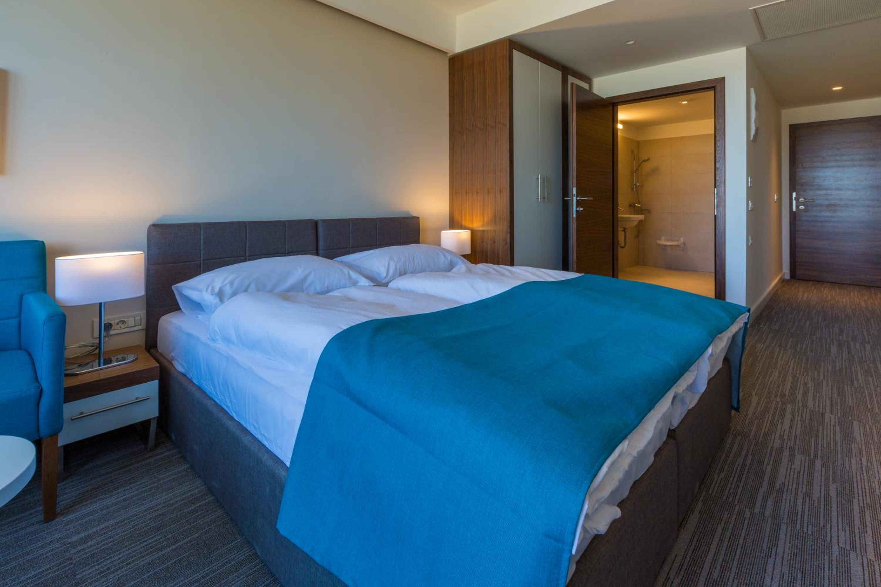 Twin Room - Disability Access