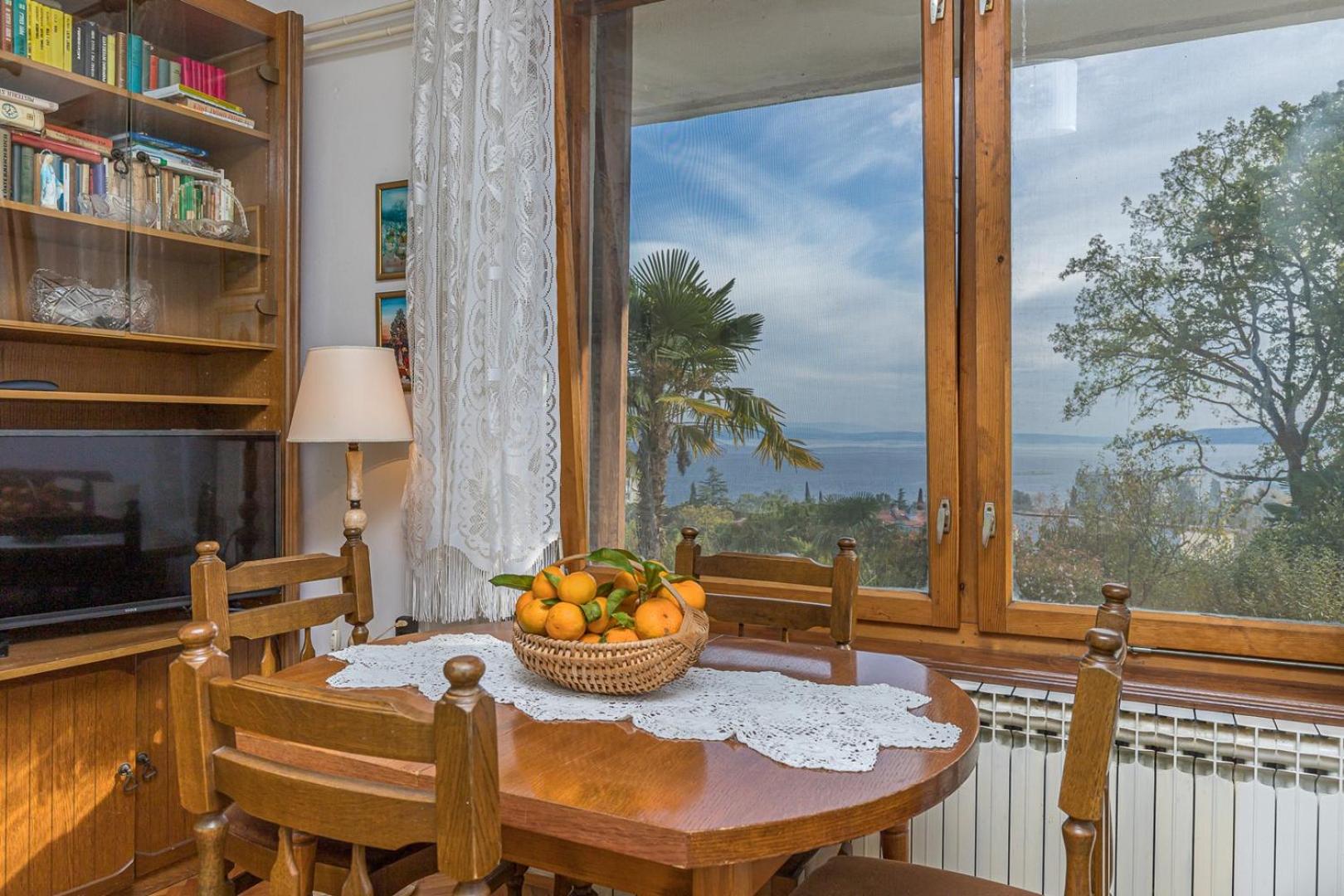 Studio Apartment with Sea View photo 3